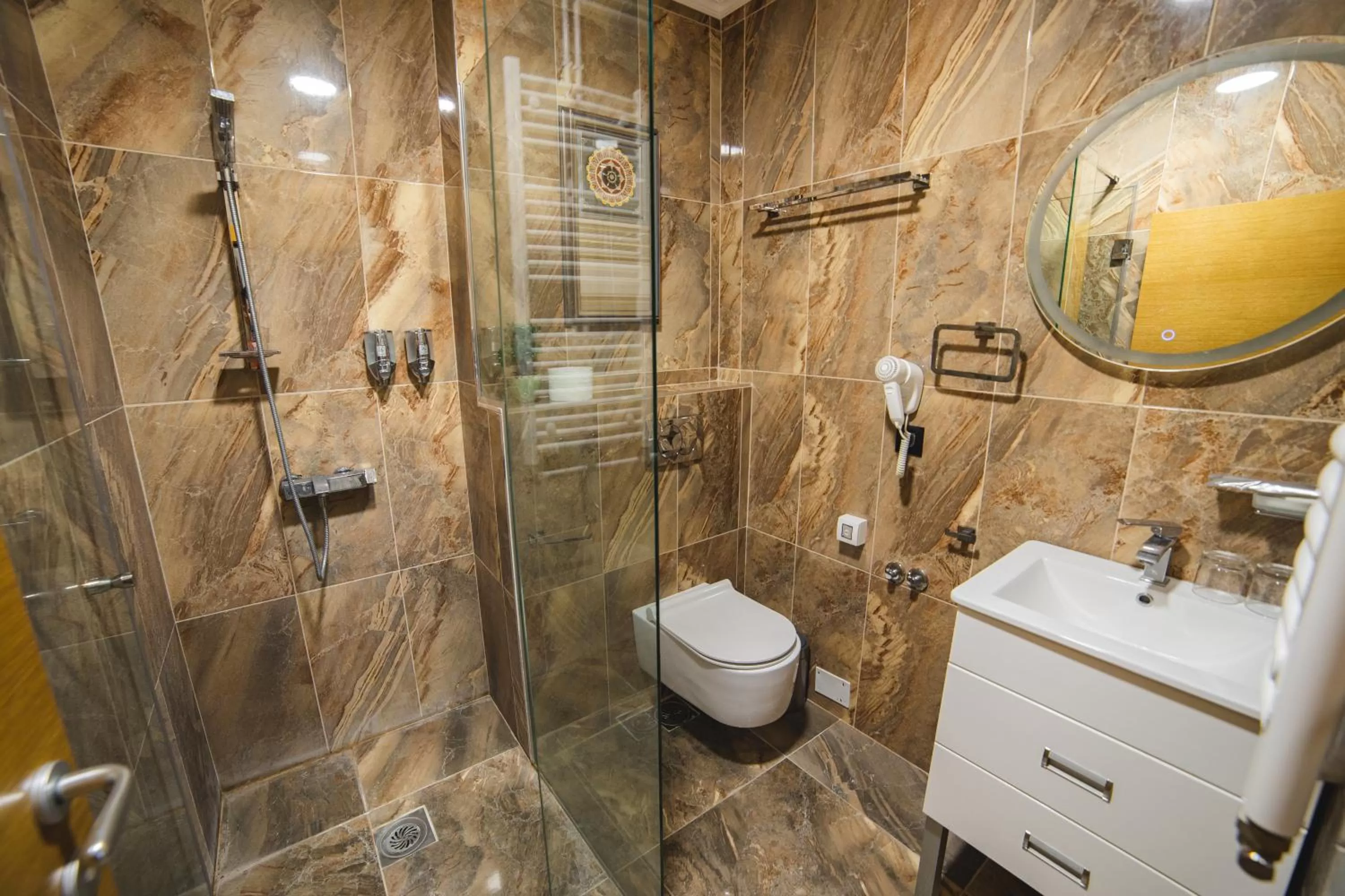 Shower in Apartmanski smestaj King Bo