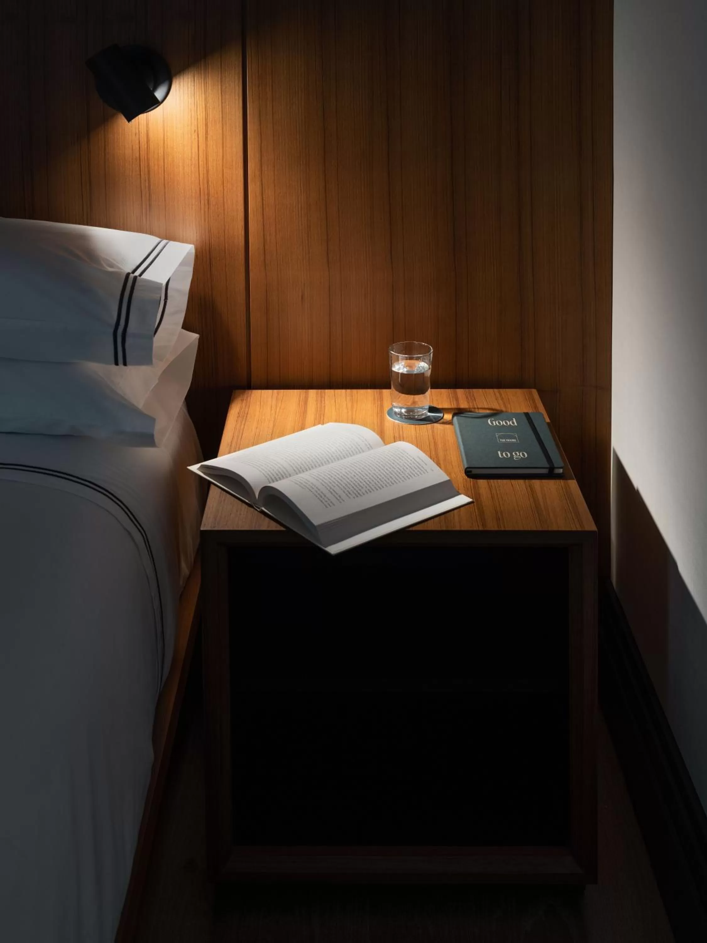 Bedroom, Bed in The Moore, New York City, a Member of Design Hotels