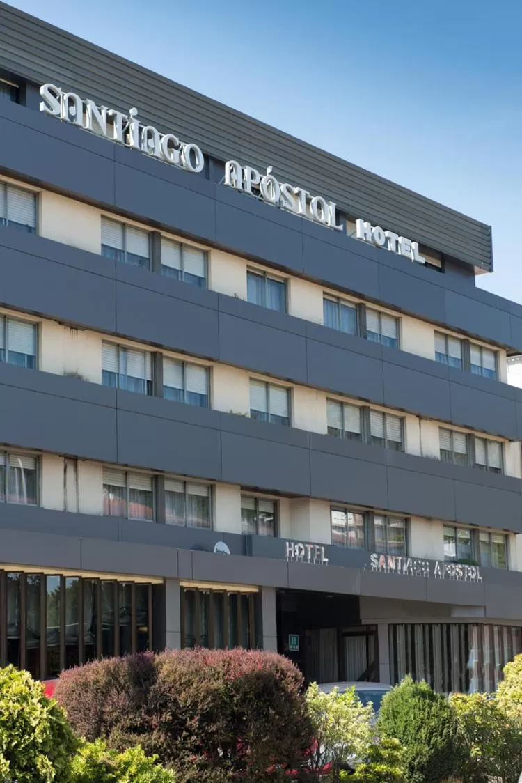 Property building in Hotel Santiago Apóstol