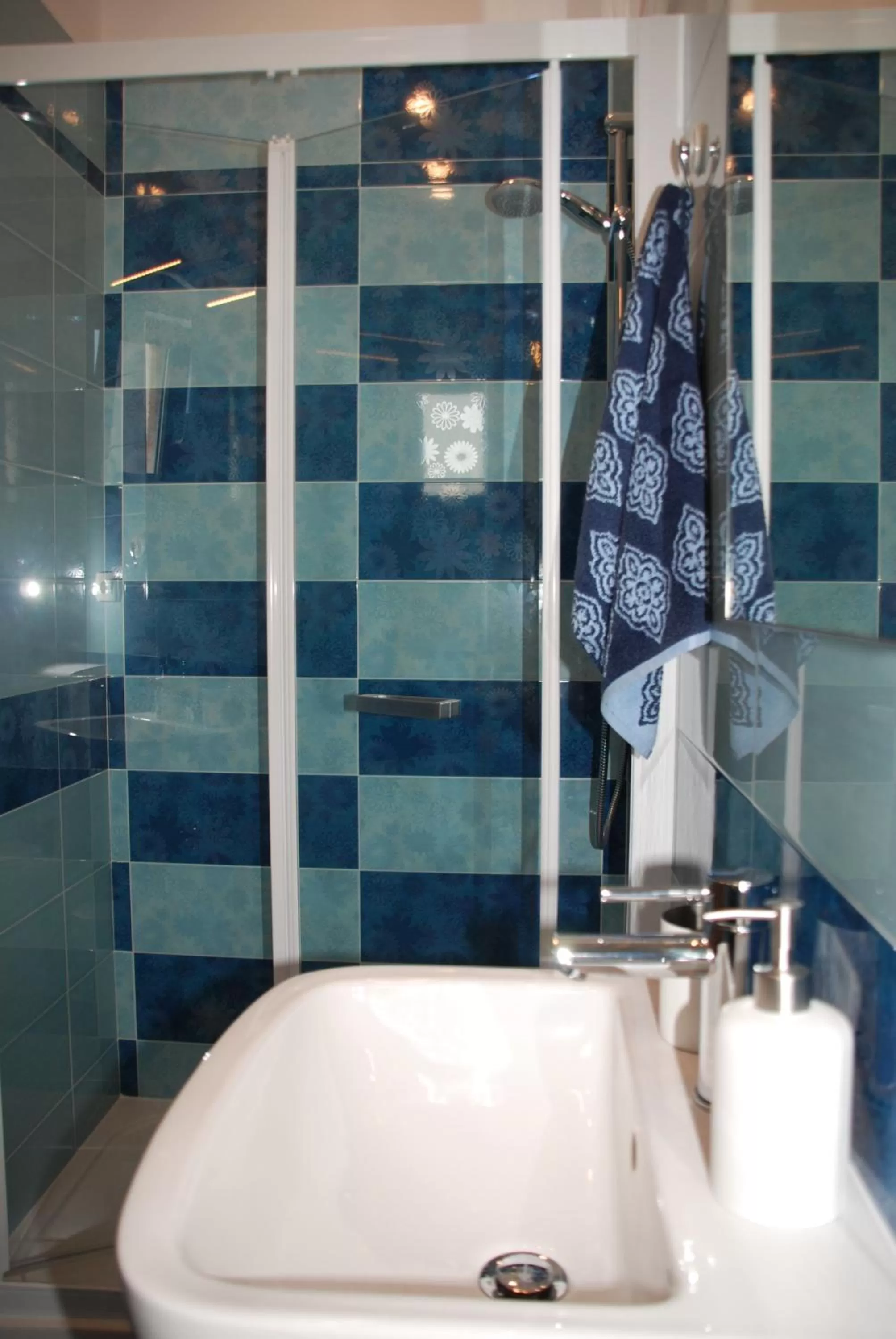 Bathroom in Rooms Edda