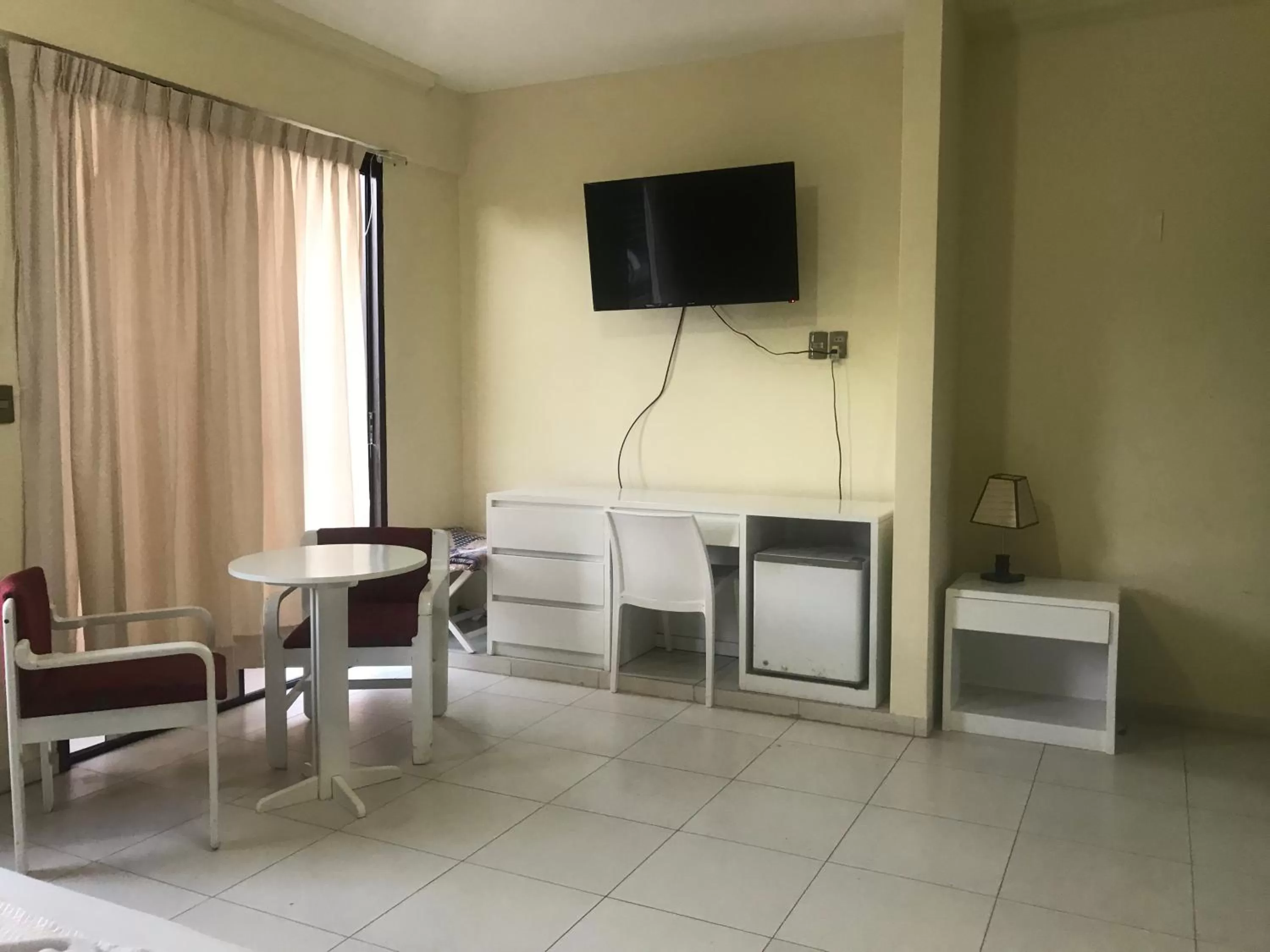 TV and multimedia in Hotel Viru Viru II