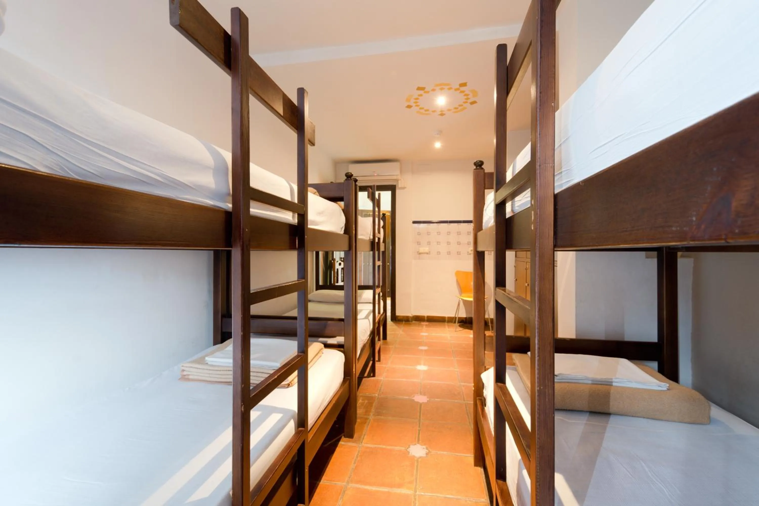 Photo of the whole room, Bed in Oasis Backpackers' Hostel Granada