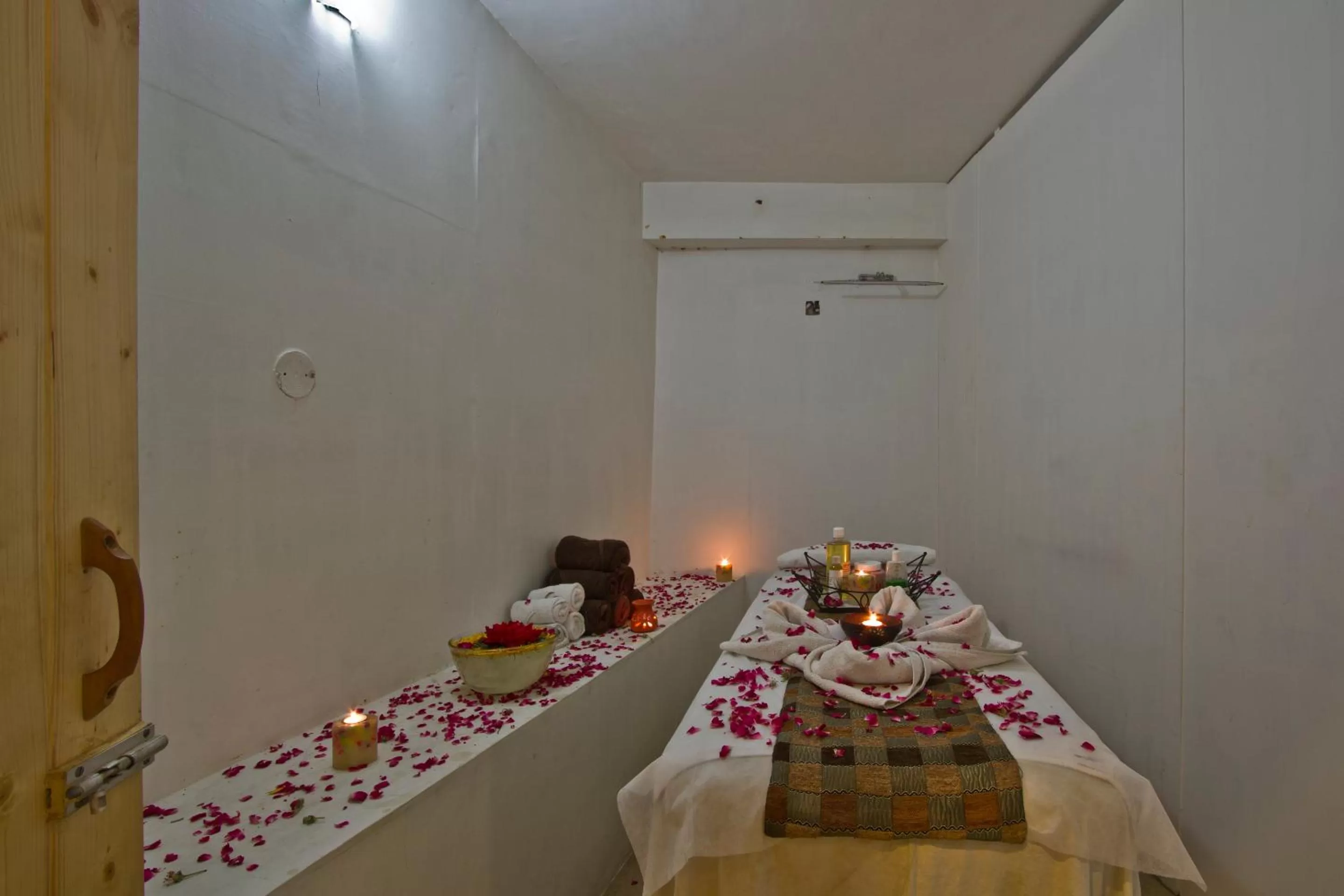 Spa and wellness centre/facilities, Bed in Hotel Broadways Inn