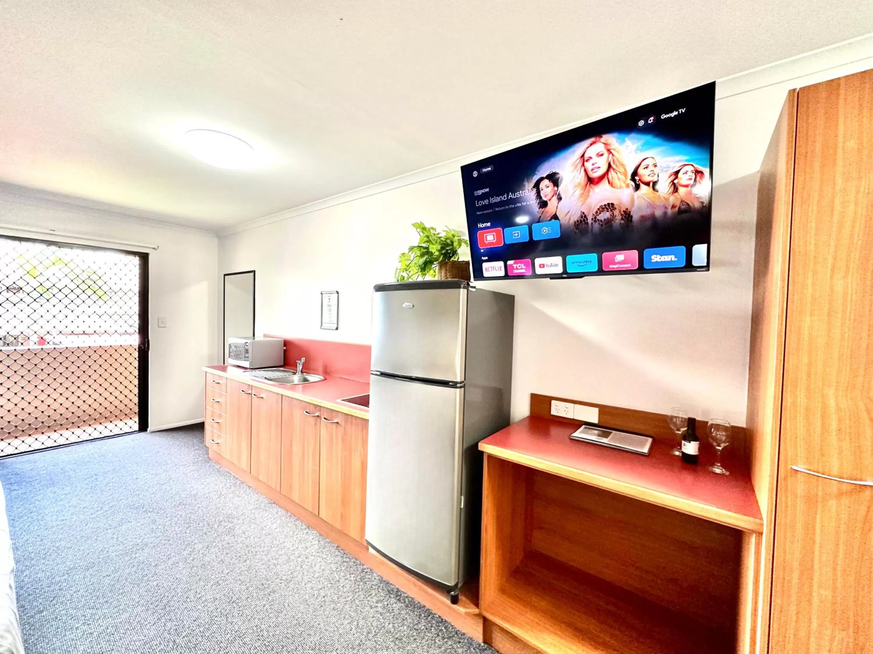 TV and multimedia in Mackay Resort Motel