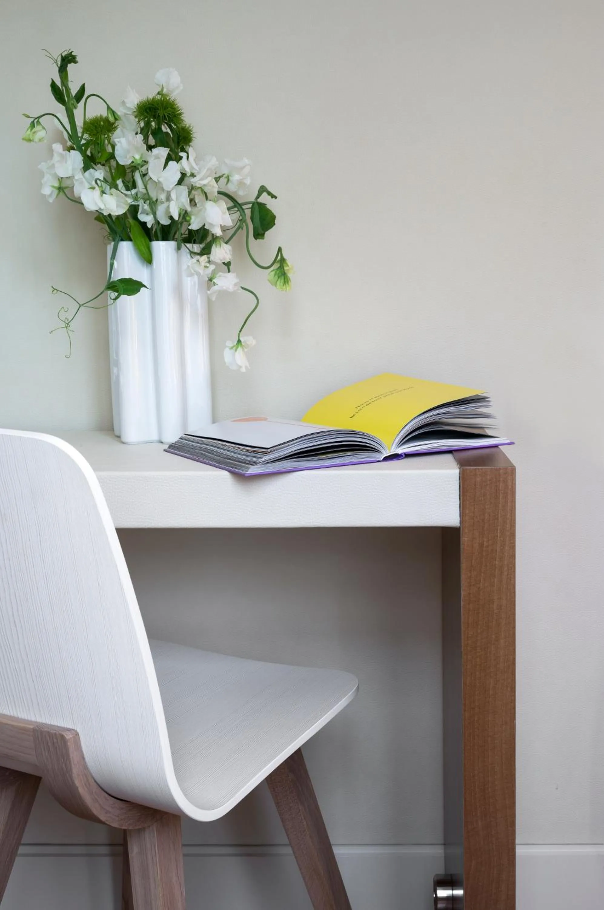 Seating area in Hotel Max