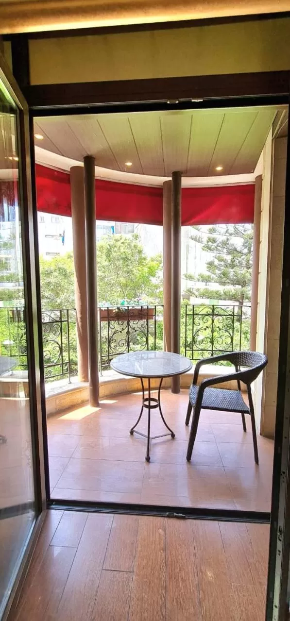 Balcony/Terrace in Q Hotel