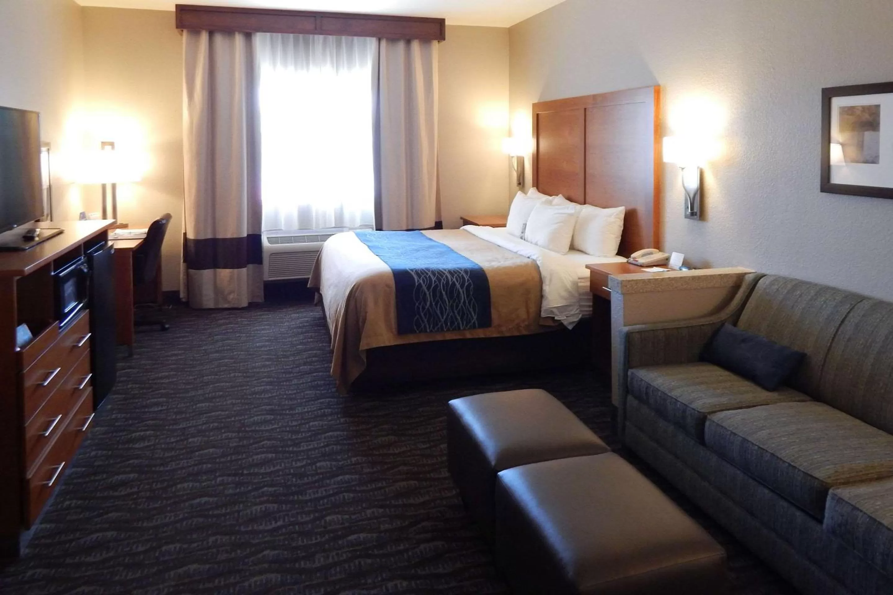 King Suite with Sofa Bed in Comfort Inn & Suites Las Cruces Mesilla
