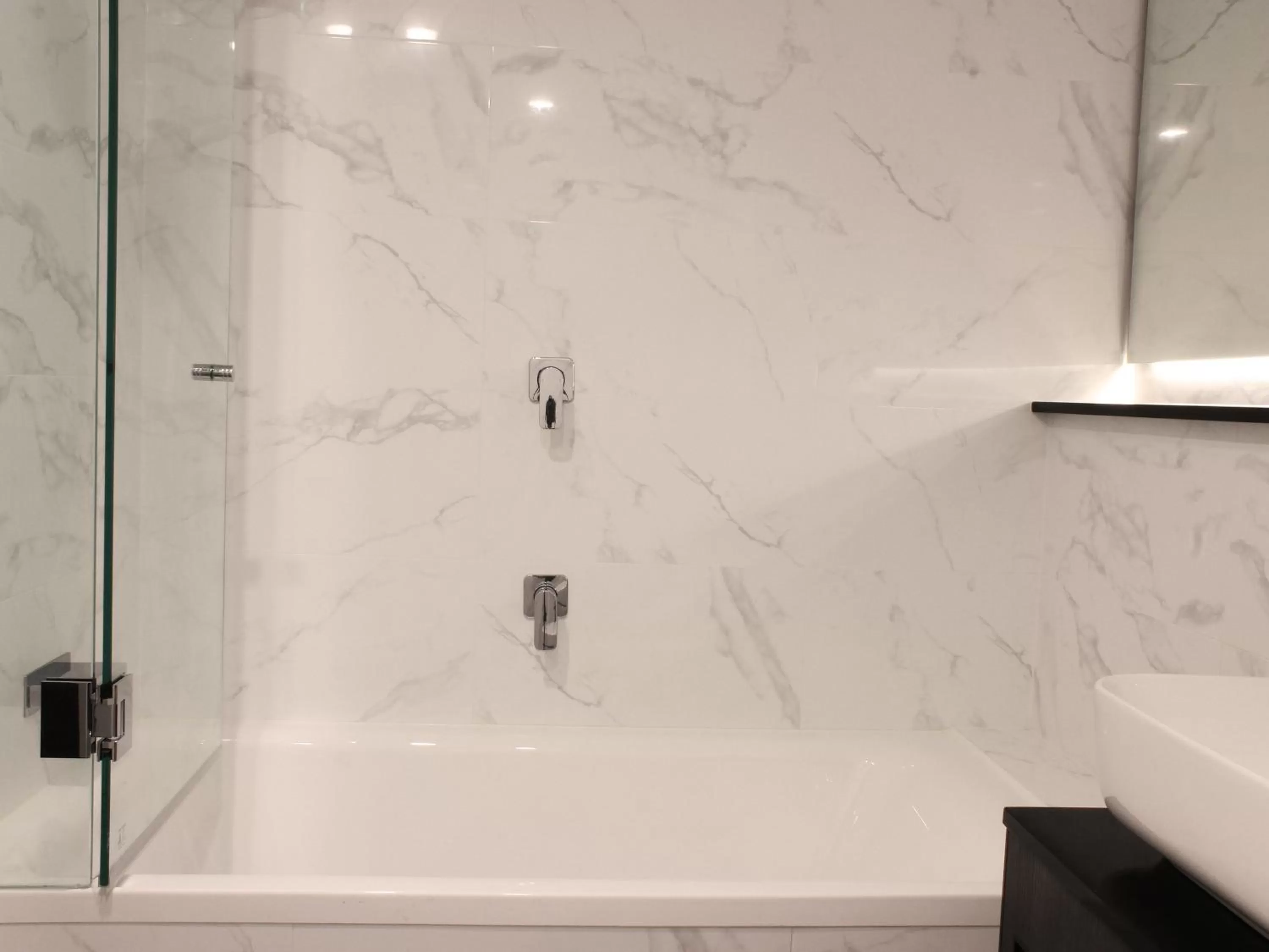 Bathroom in Mercure Sydney