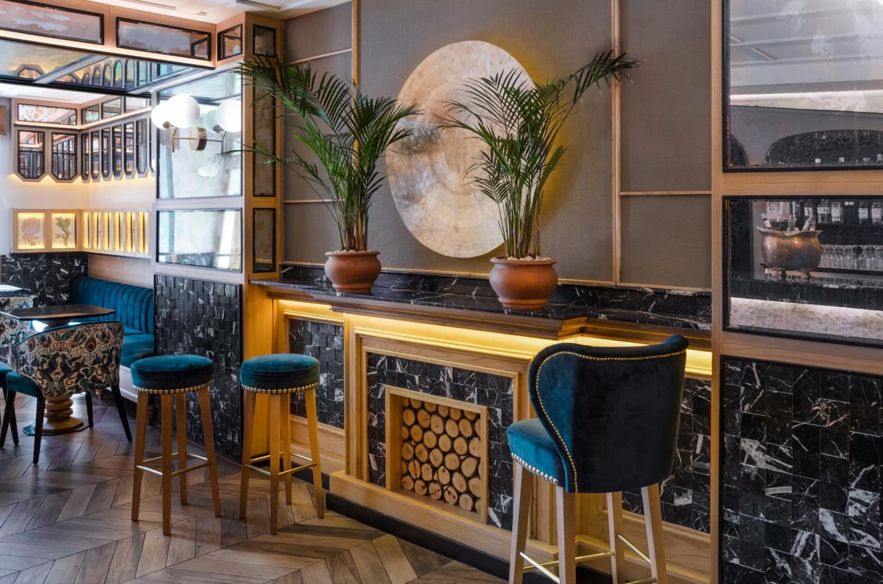 Restaurant/places to eat in Blue Windows House Apartamentos & Suites