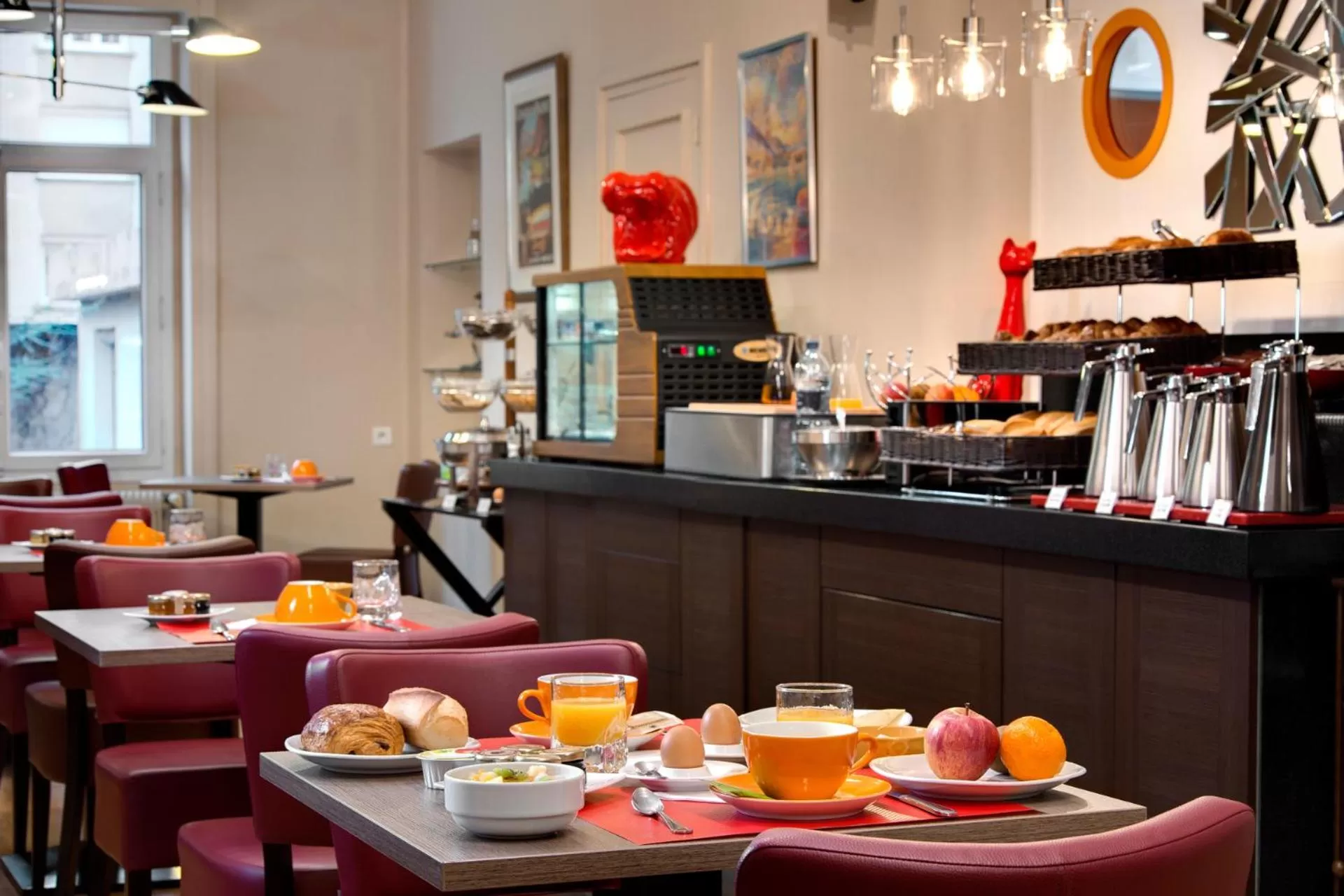 Restaurant/places to eat in Logis Hôtel du Midi - Saint Etienne Sud