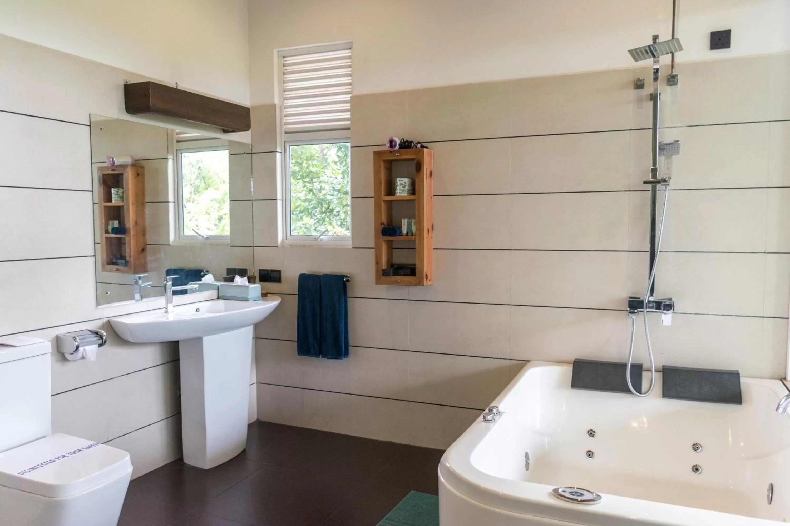 Bathroom in Nice Place Resort