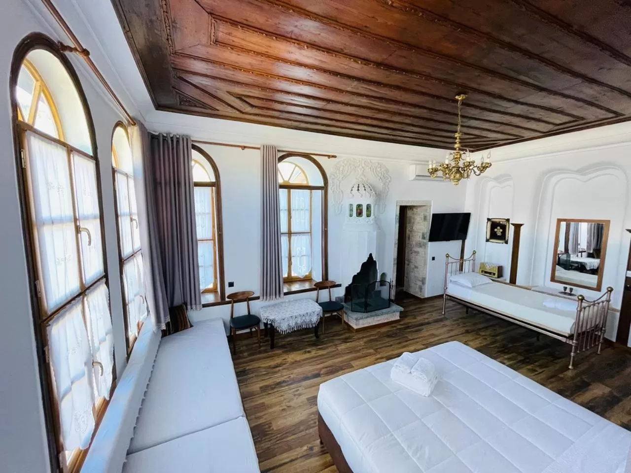 Photo of the whole room, Bed in Boutique Hotel Praga