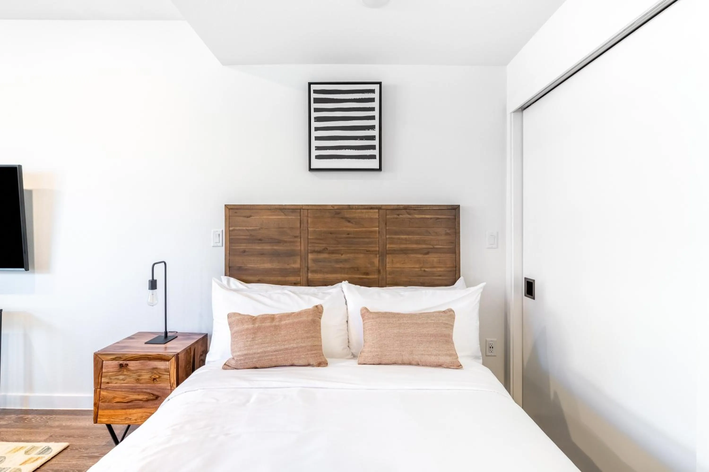 Bed in Mint House at The Hatchery - Austin