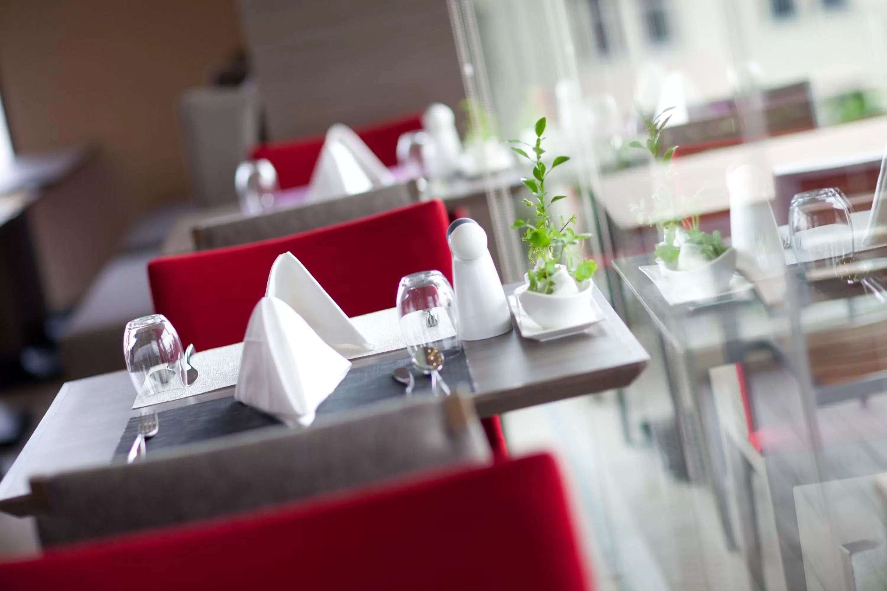 Restaurant/places to eat in Mercure Bangkok Siam