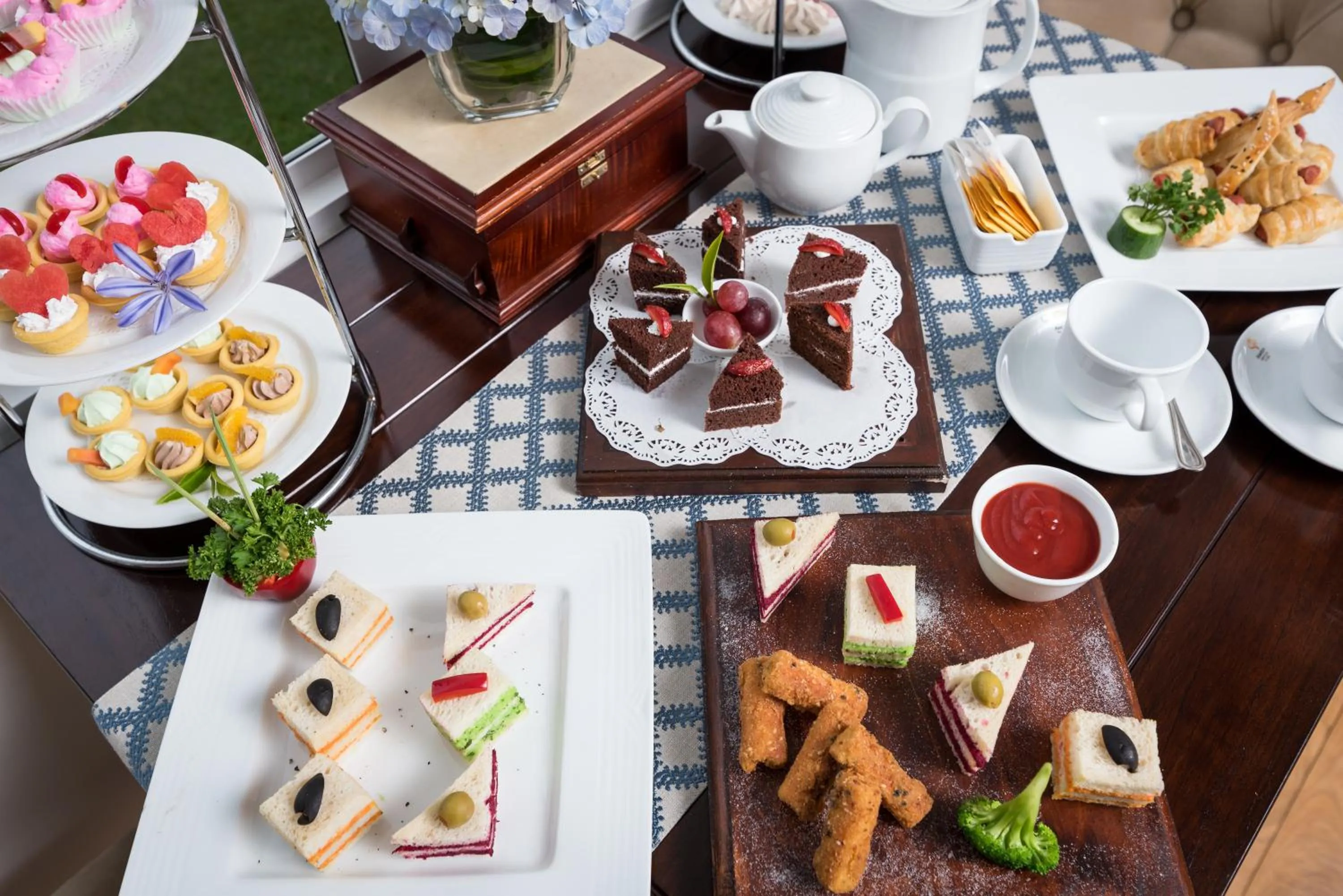 Food and drinks in Langdale Boutique Hotel by Amaya