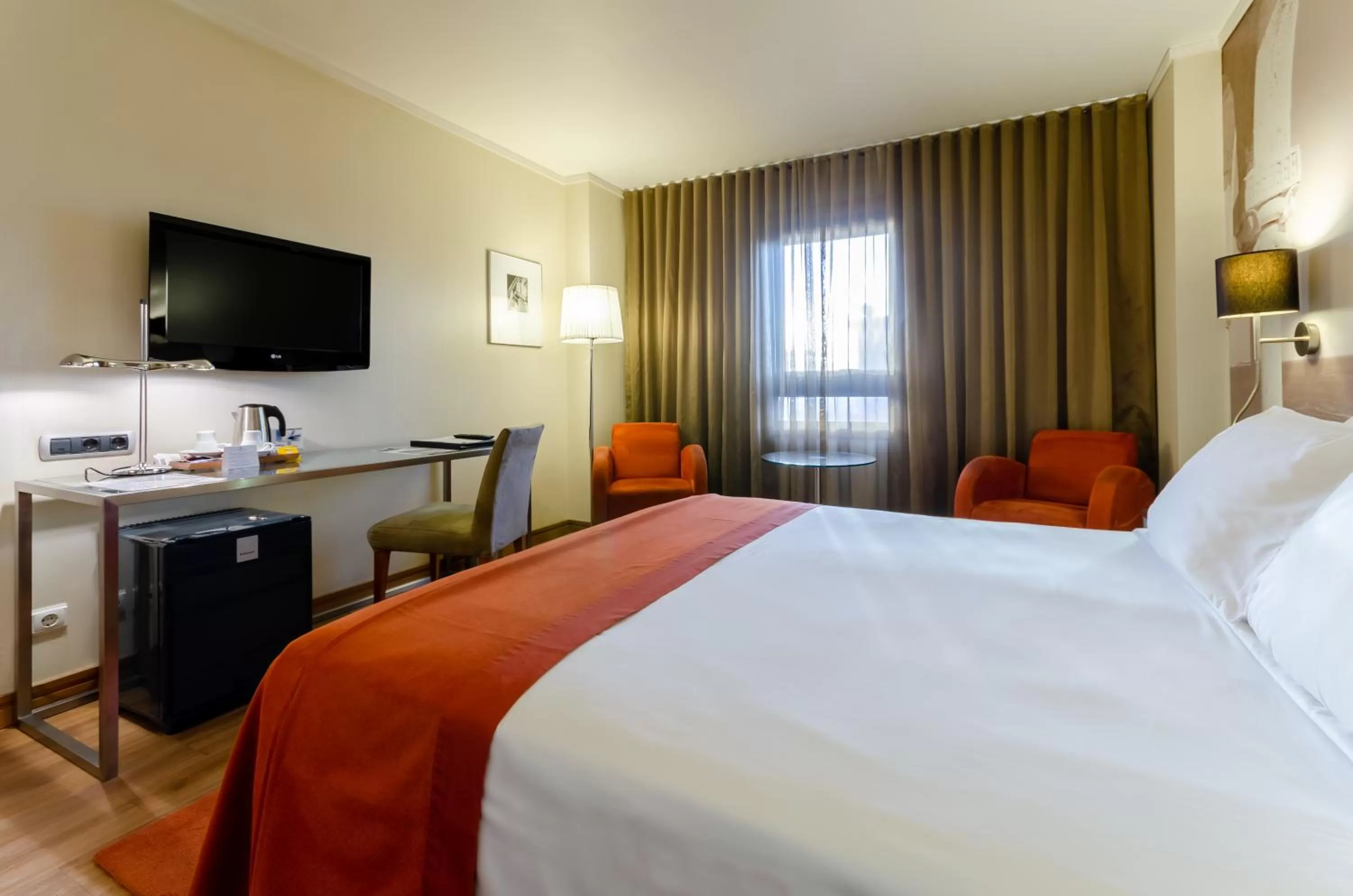 Photo of the whole room, Bed in Hotel Marques De Pombal