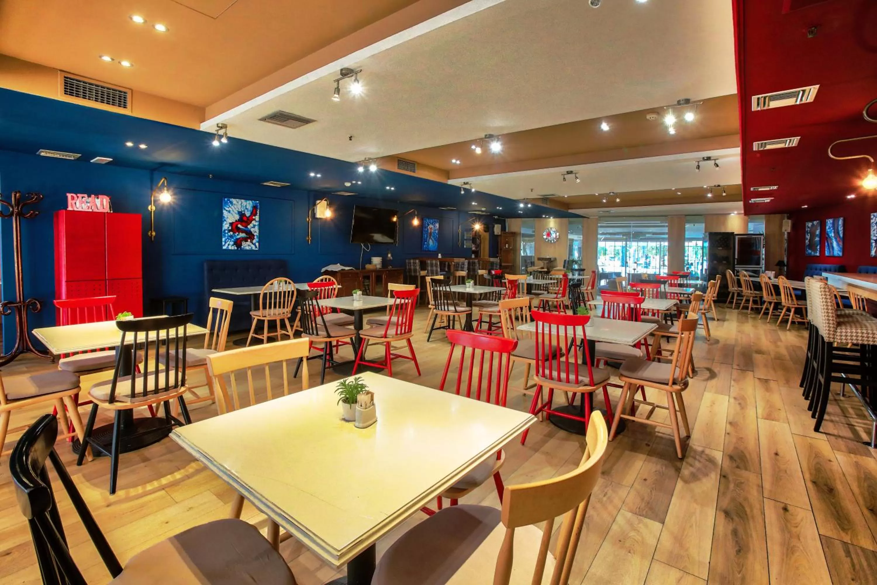 Restaurant/places to eat in Capsis Astoria Heraklion