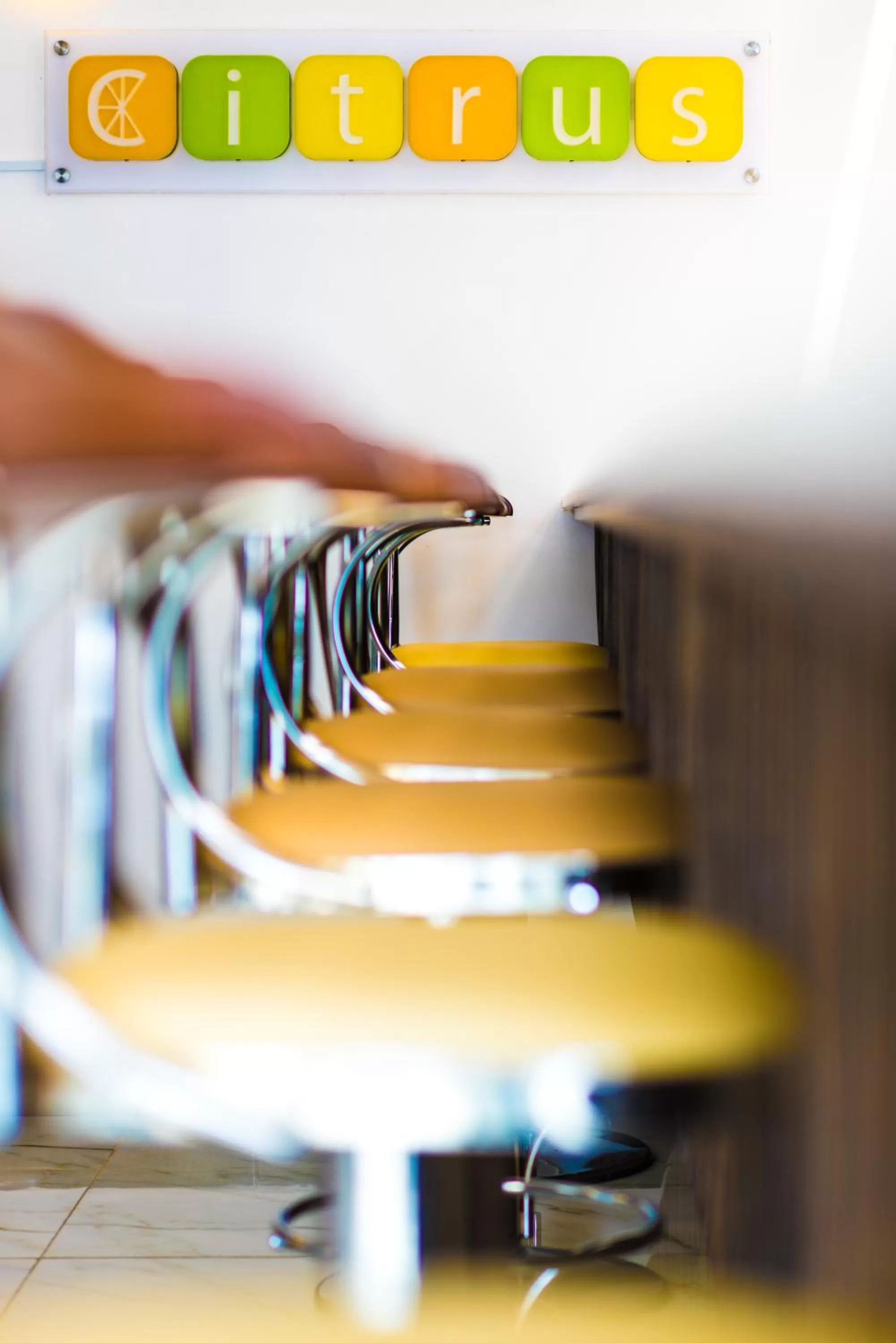 Lounge or bar in Golden Tulip Dar Es Salaam City Center Hotel