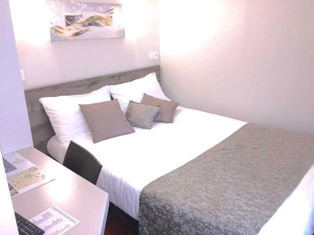 Bed in Hôtel Vendôme