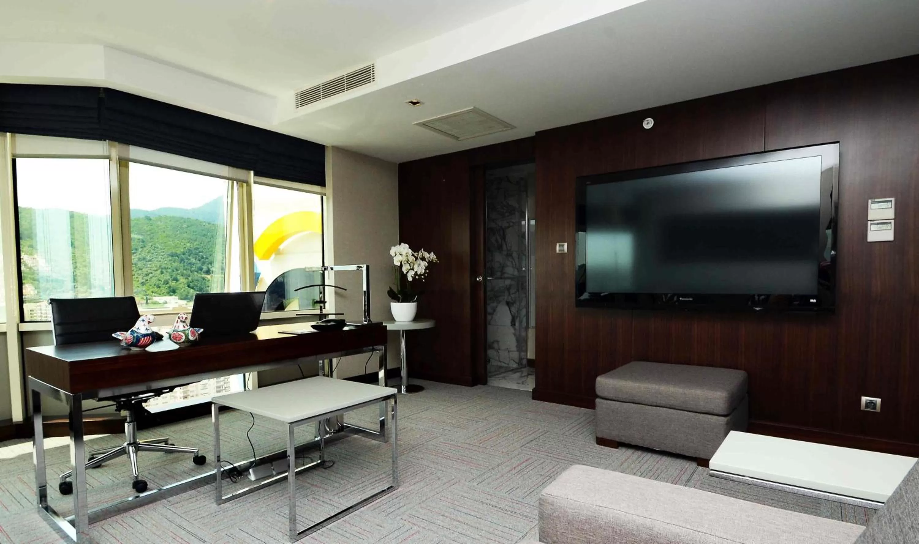 Living room in Ramada Encore by Wyndham Izmir
