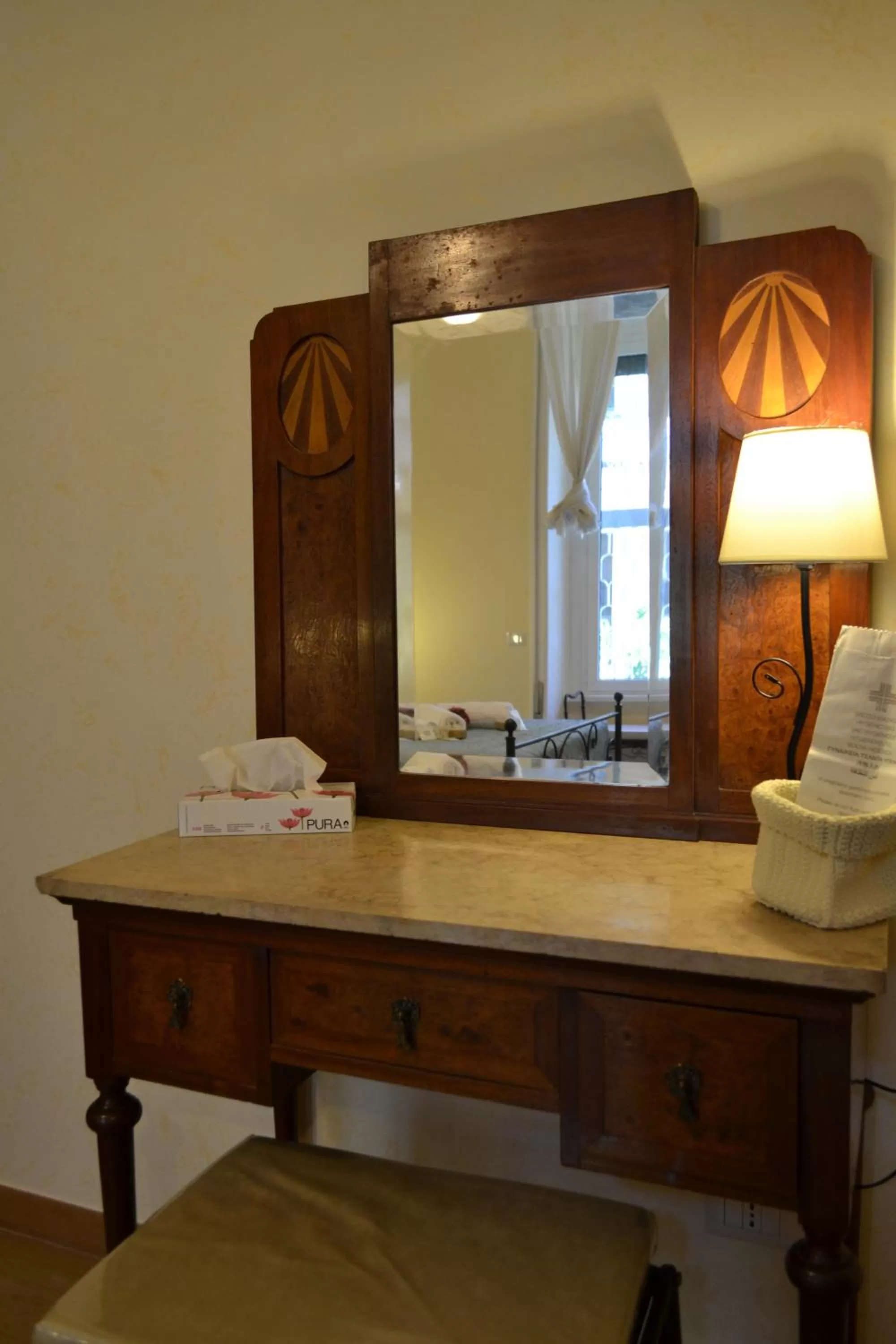 Decorative detail, Bathroom in Tucci's Roma Guest House