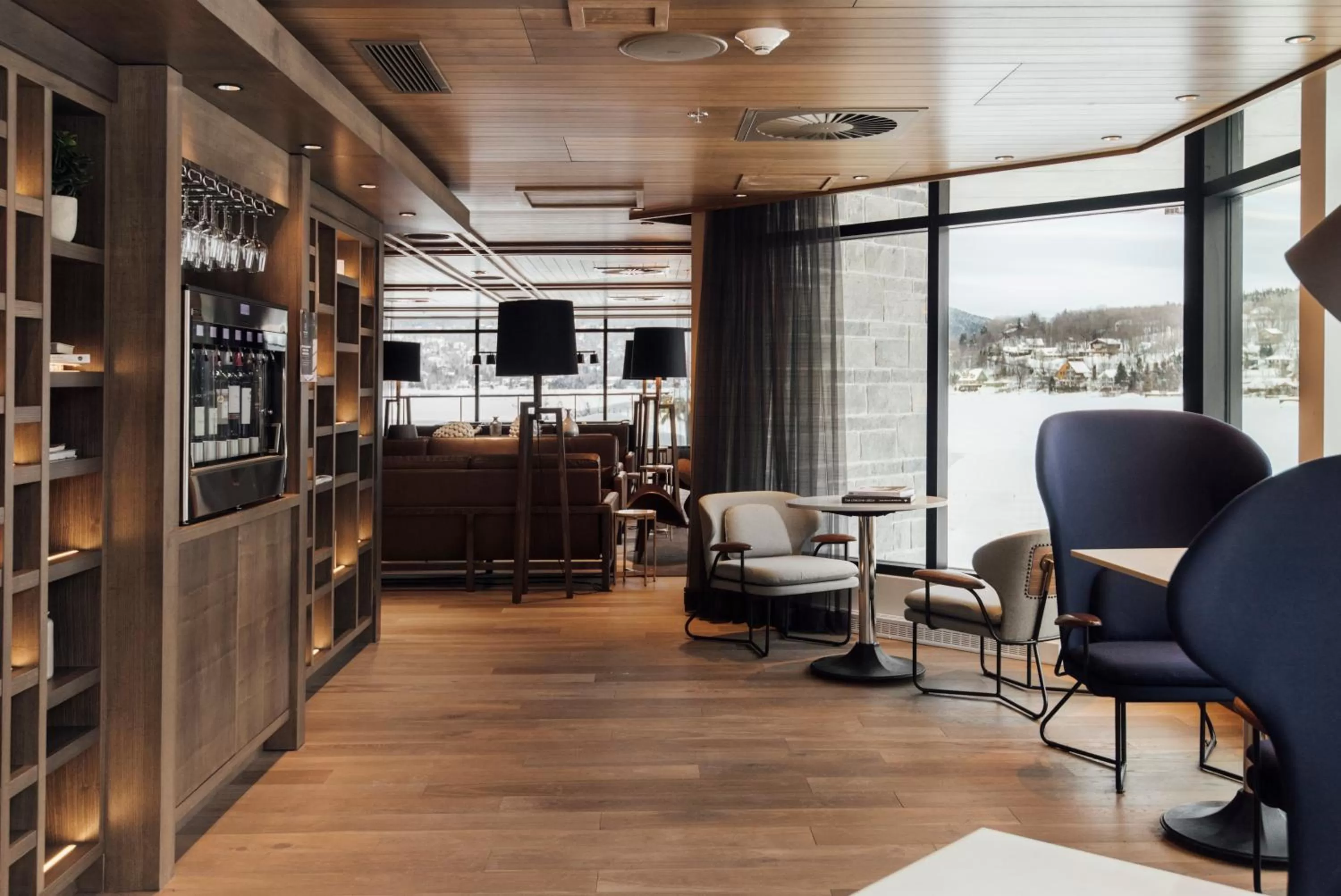 Living room in Entourage sur-le-Lac