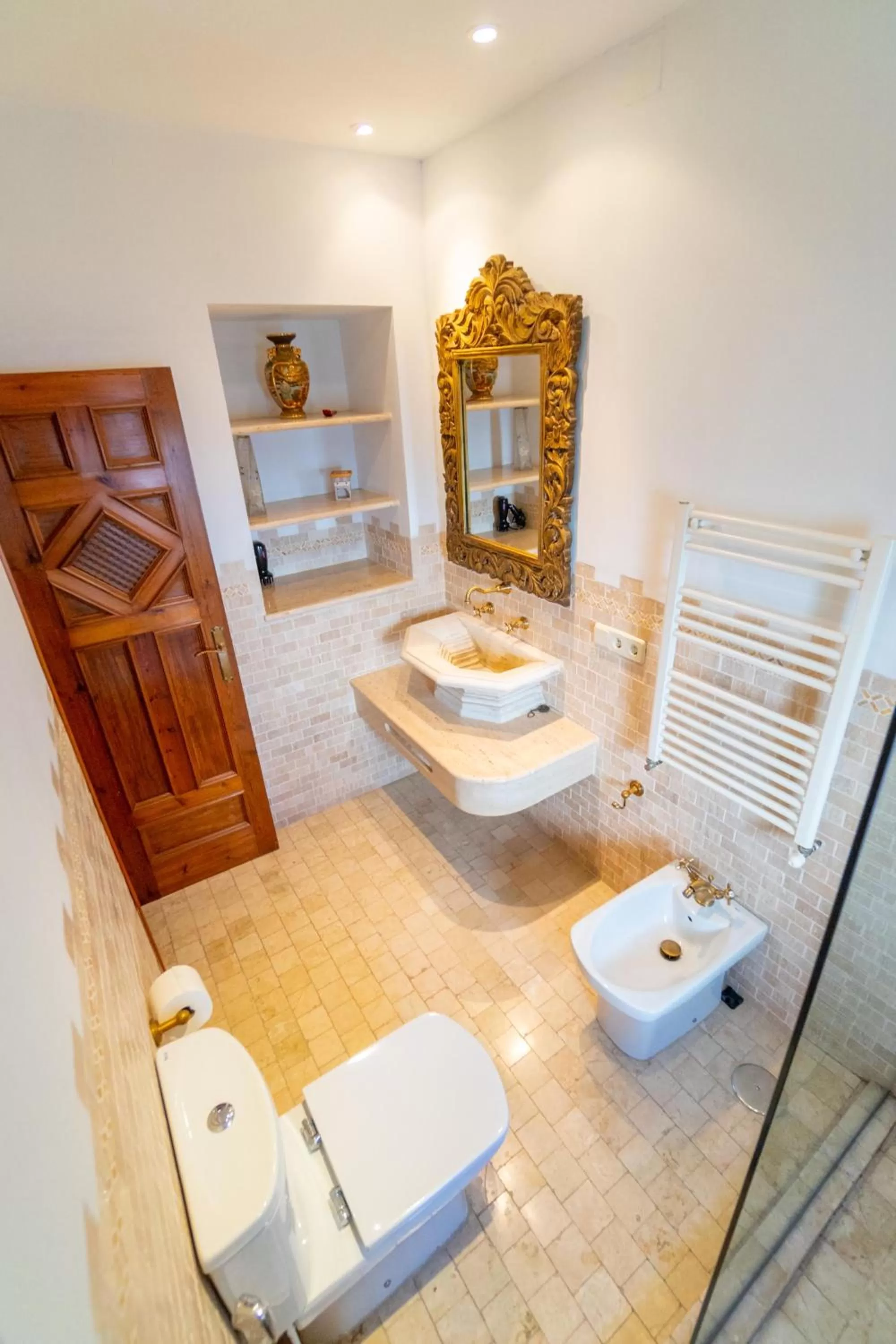 Bathroom in SUAY APARTMENTS