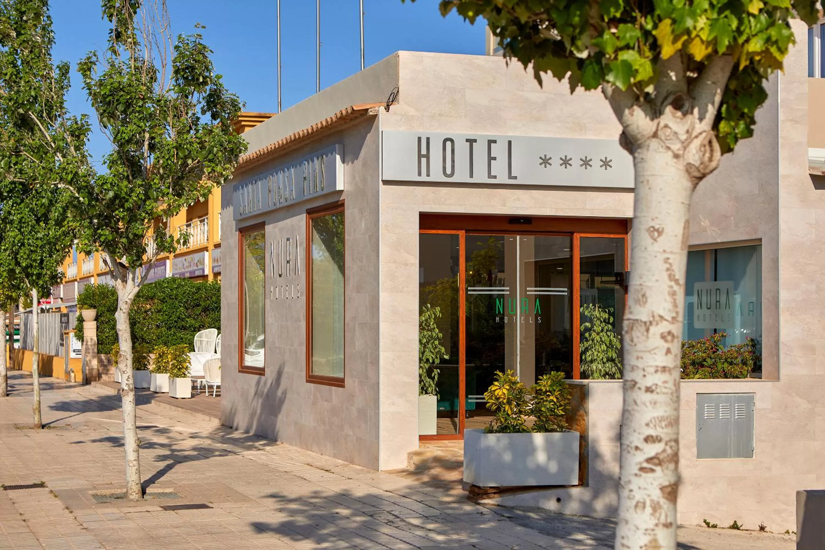 Facade/entrance in Nura Santa Ponsa & Spa