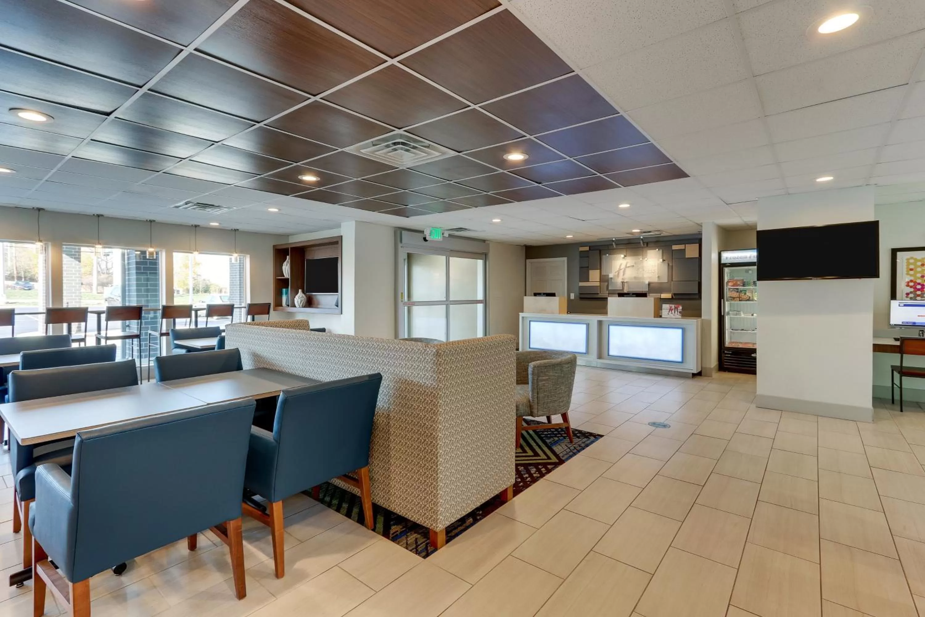 Property building in Holiday Inn Express - Cincinnati North - Monroe by IHG