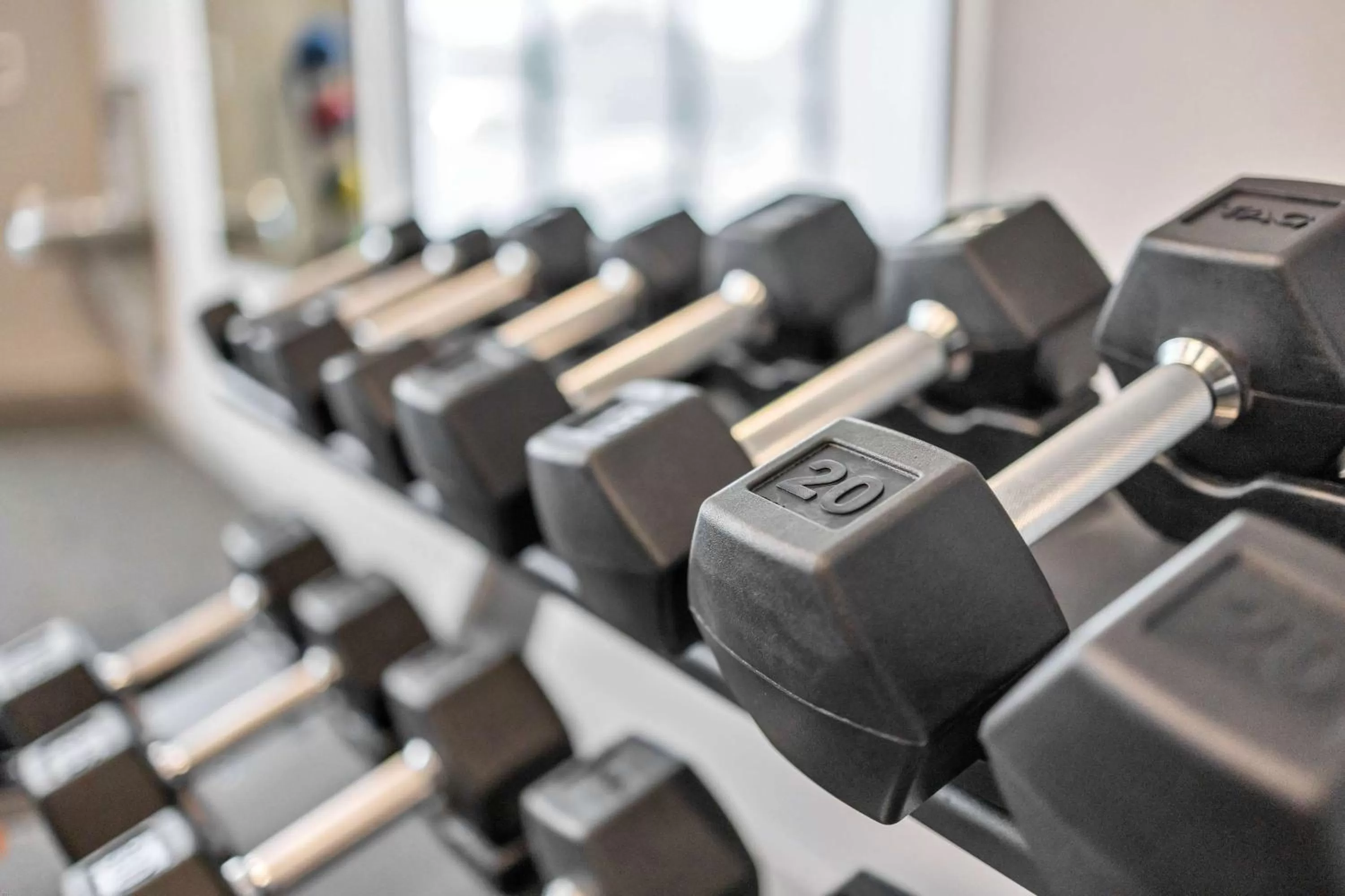 Fitness centre/facilities in La Quinta Inn & Suites by Wyndham San Jose Airport-Downtown