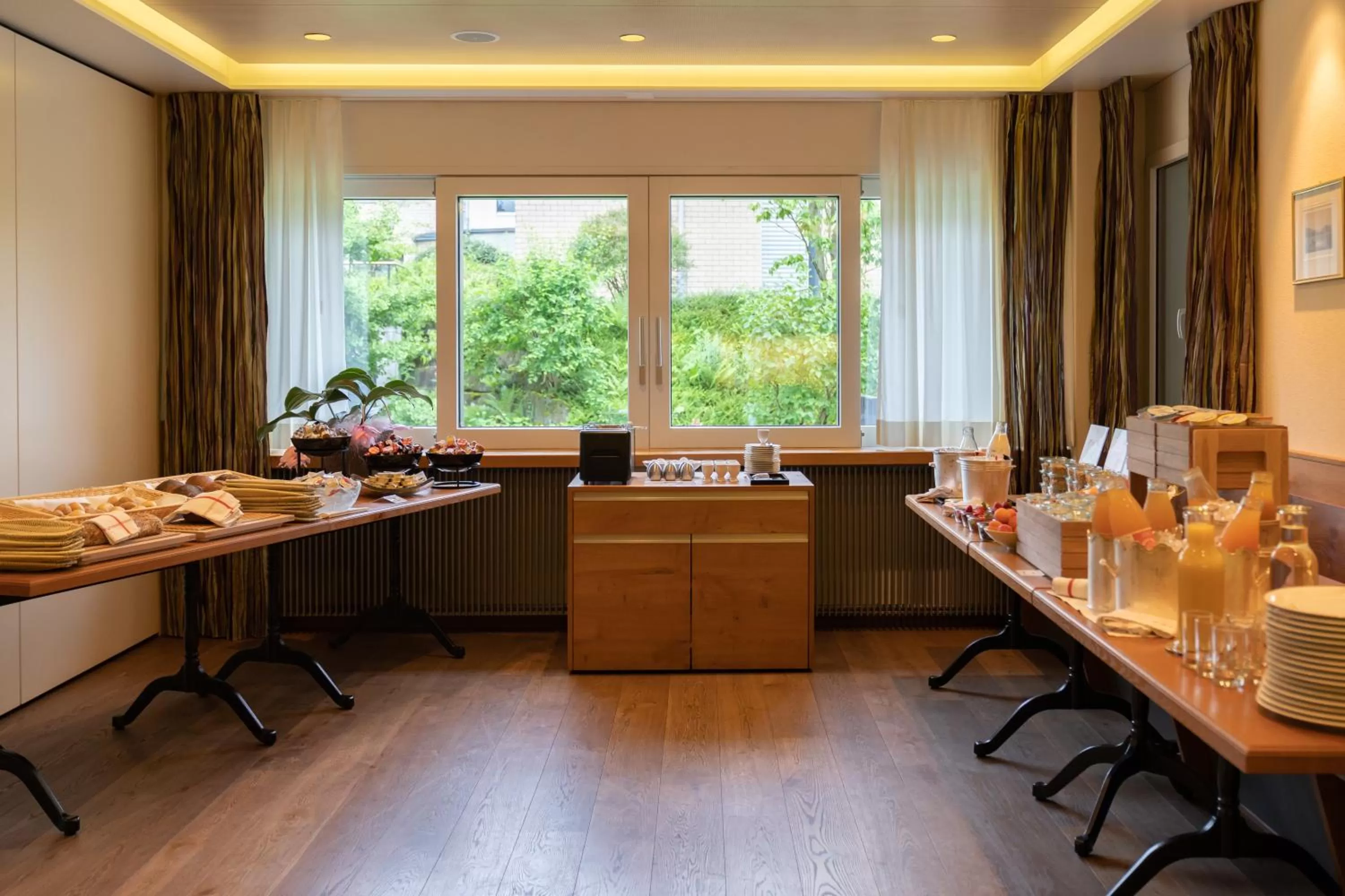 Restaurant/places to eat in Boutique Hotel Balm