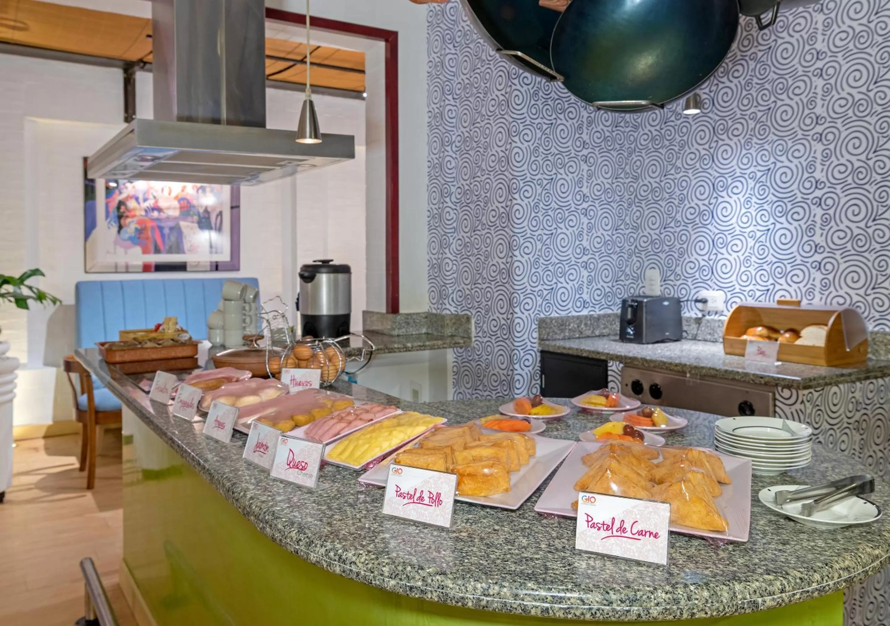 Breakfast in GIO Suites Parque 93 Bogotá