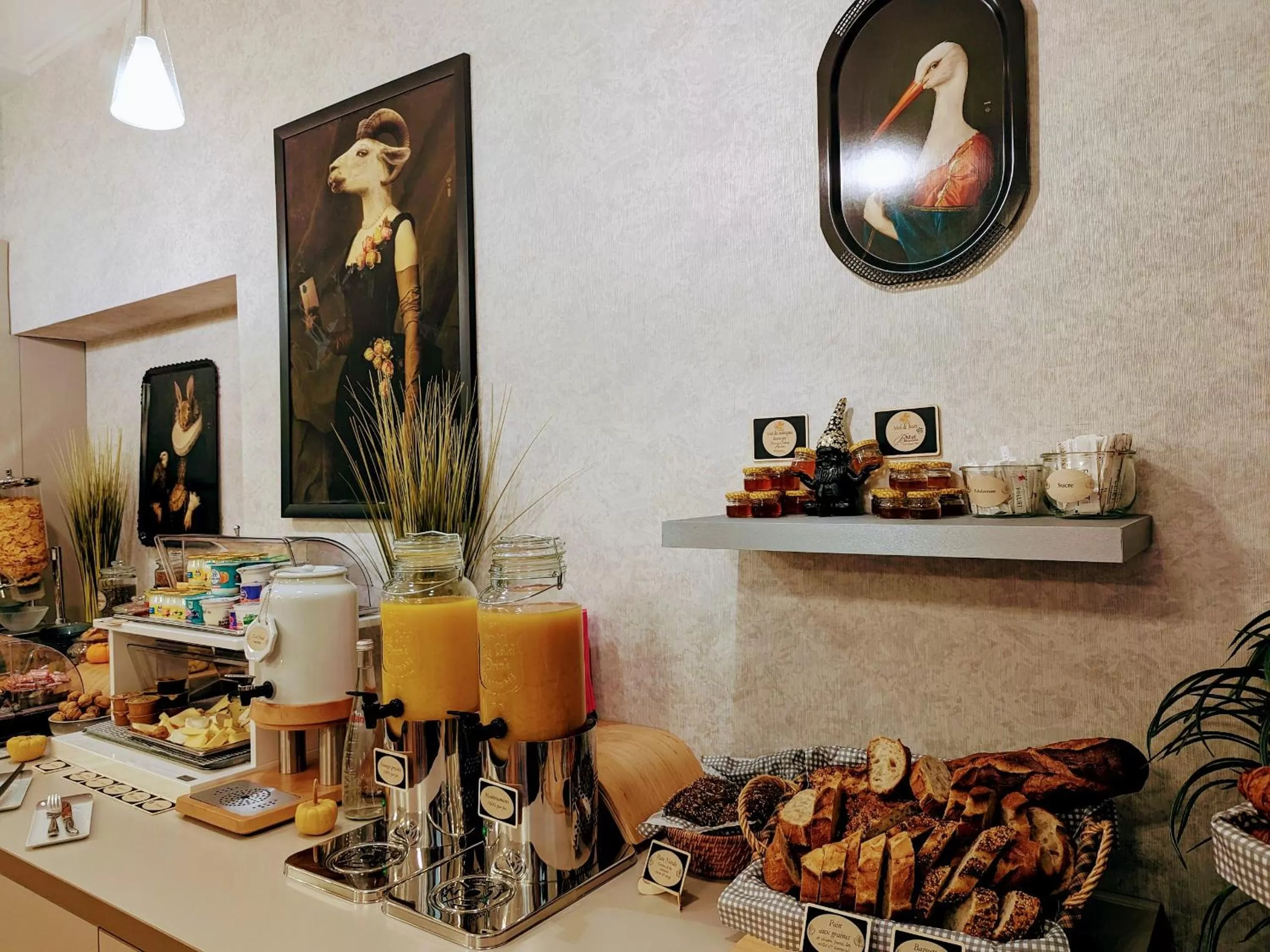Breakfast in HOTEL ARVERNA VICHY - ClT'HOTEL