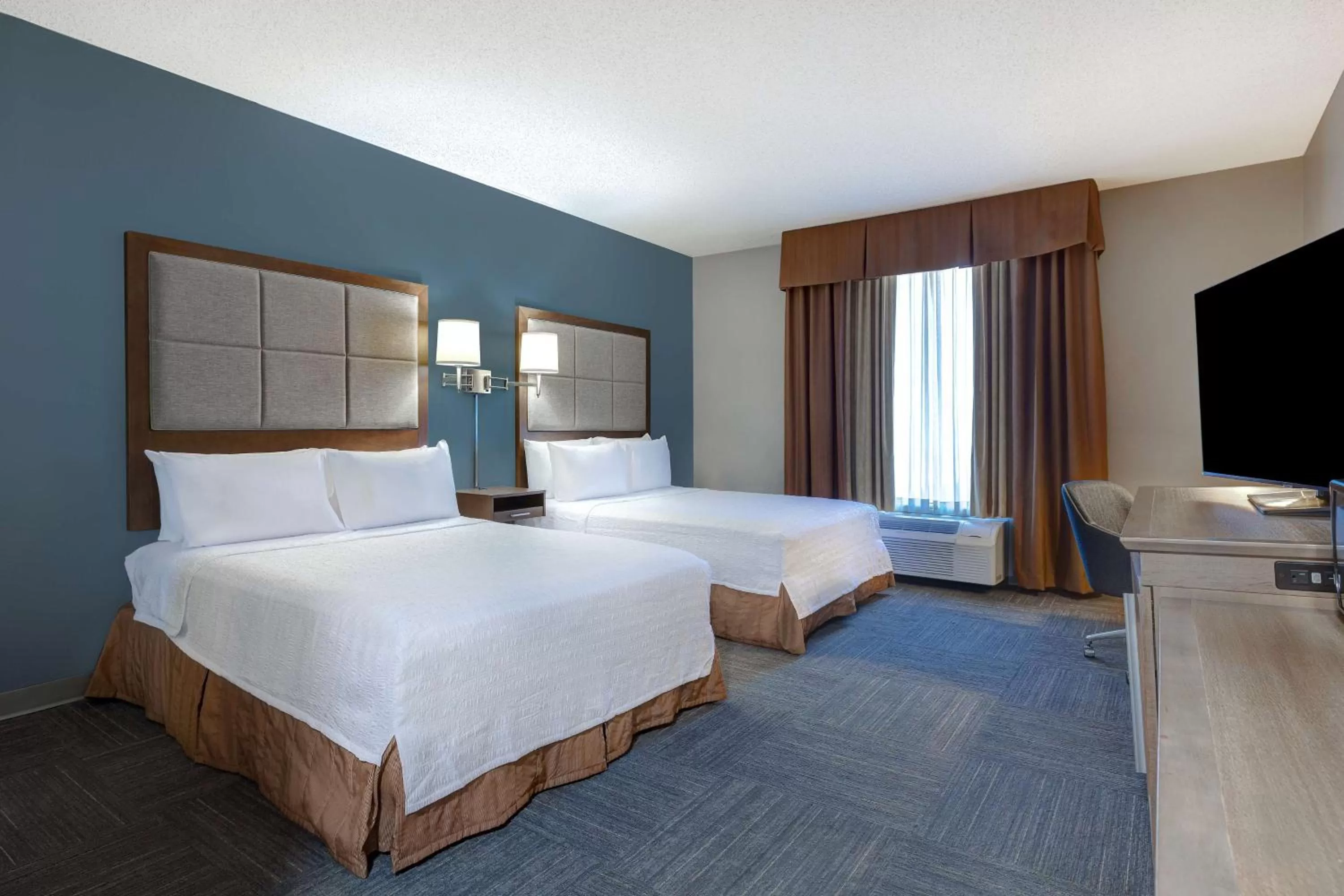 Bed in Hampton Inn Victoria