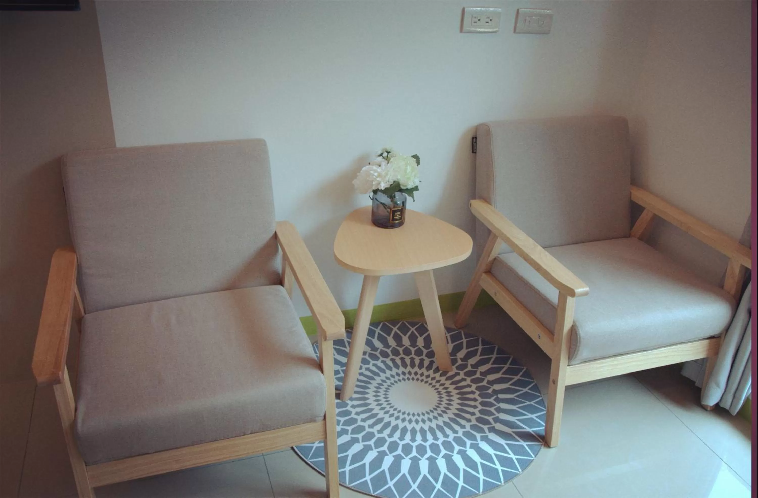 Decorative detail in Blowing in the wind Homestay