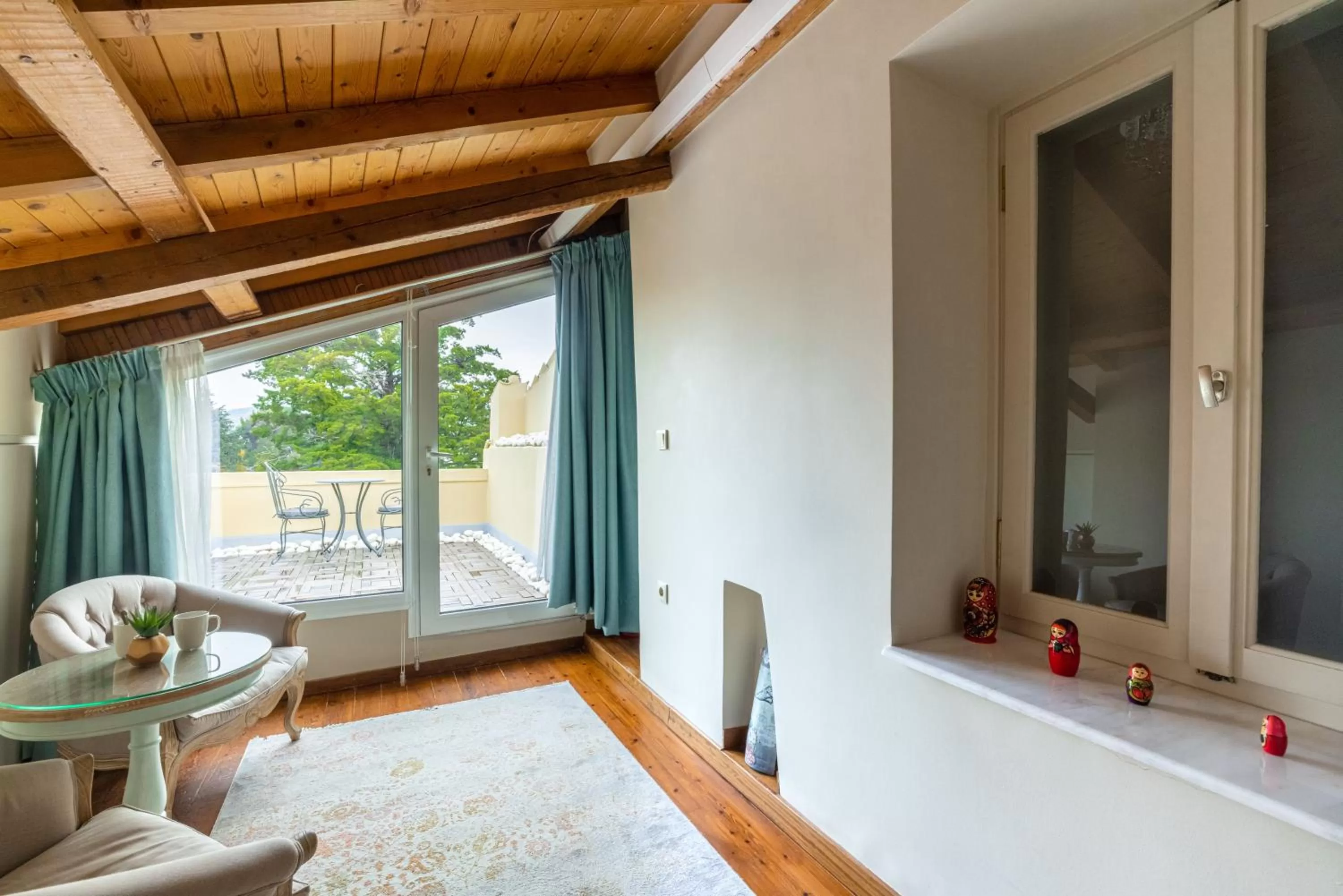 Balcony/Terrace, Bed in Kastello Hotel