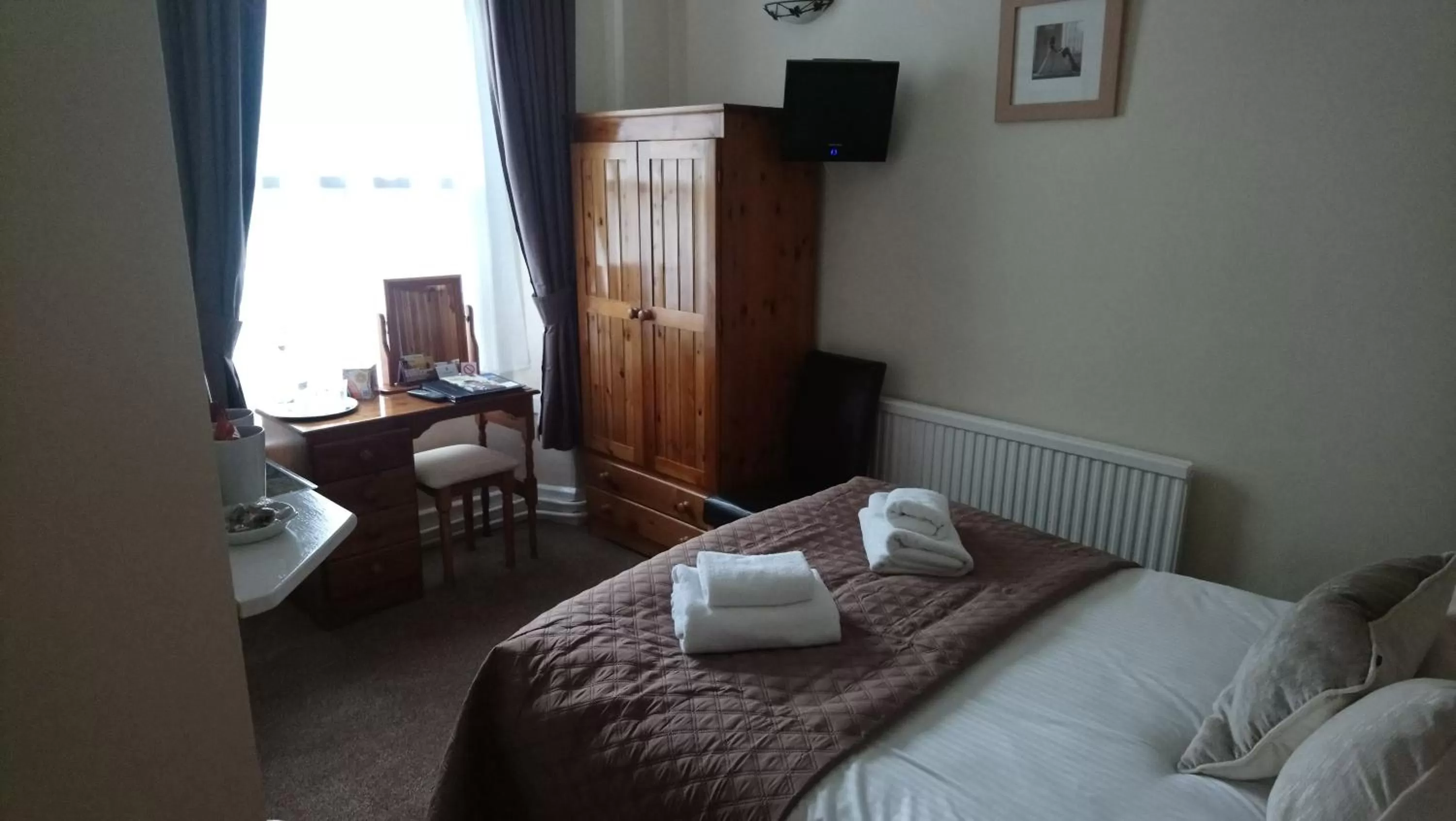 Bed in Eden Green Guest House