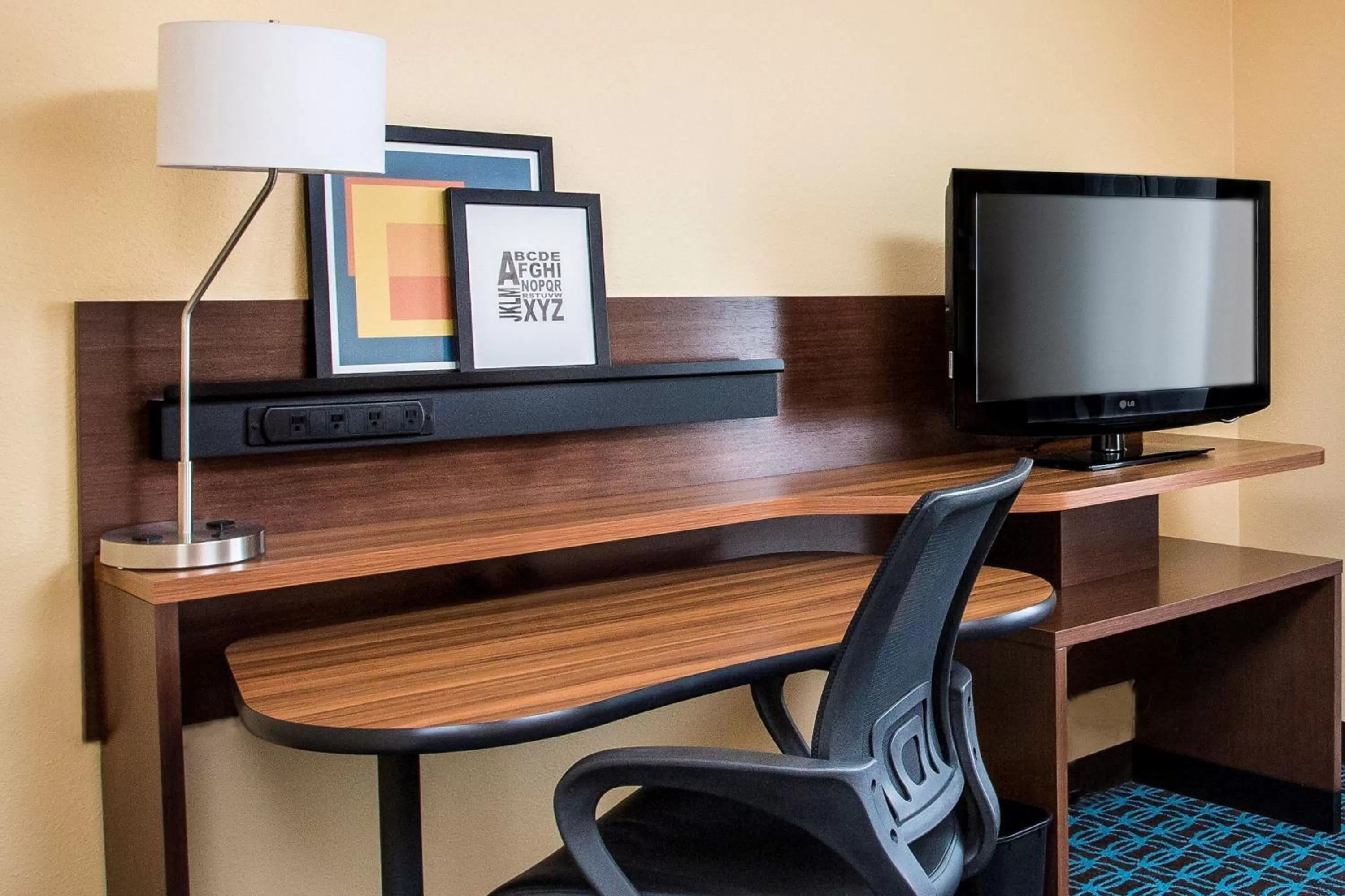 Photo of the whole room in Fairfield Inn & Suites South Bend Mishawaka