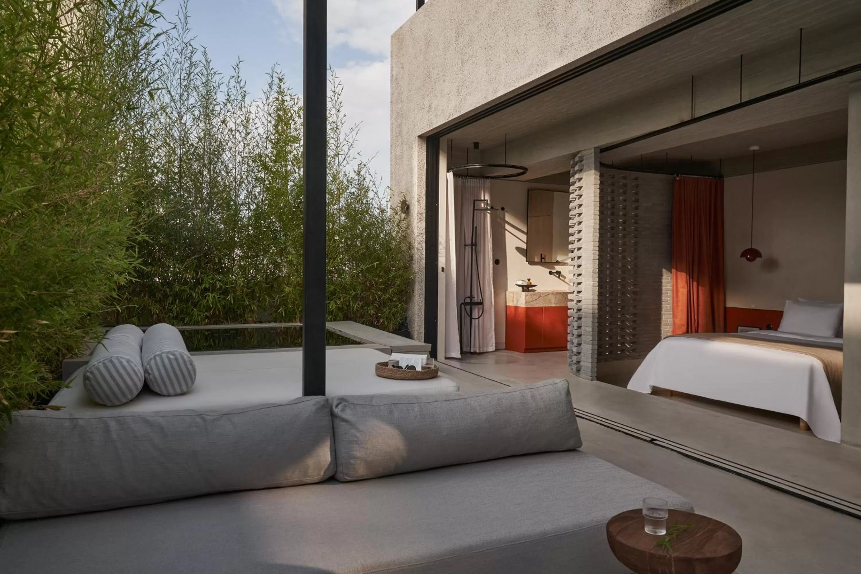 Bed in The Newel Psychiko