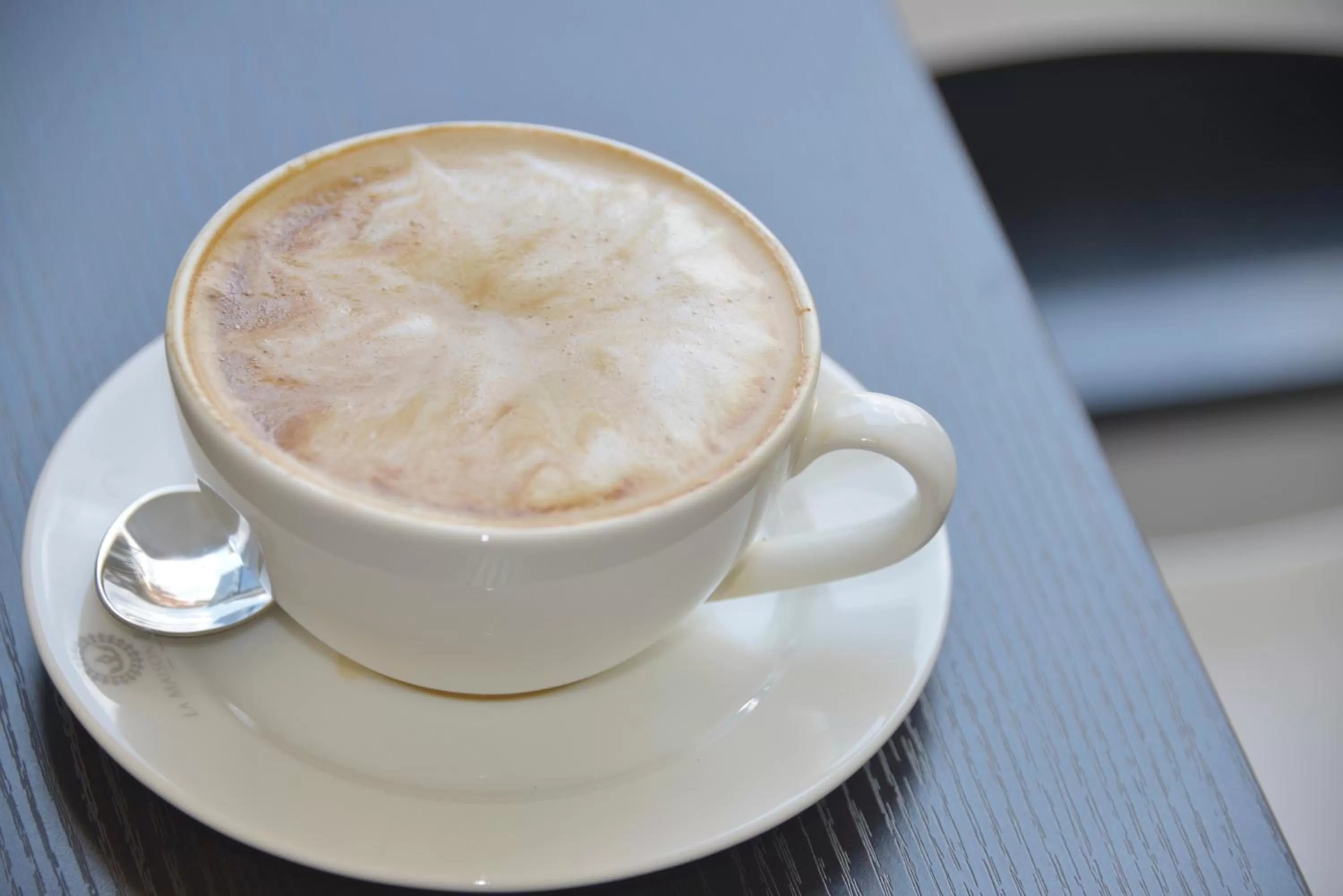 Restaurant/places to eat in La Maison Royale