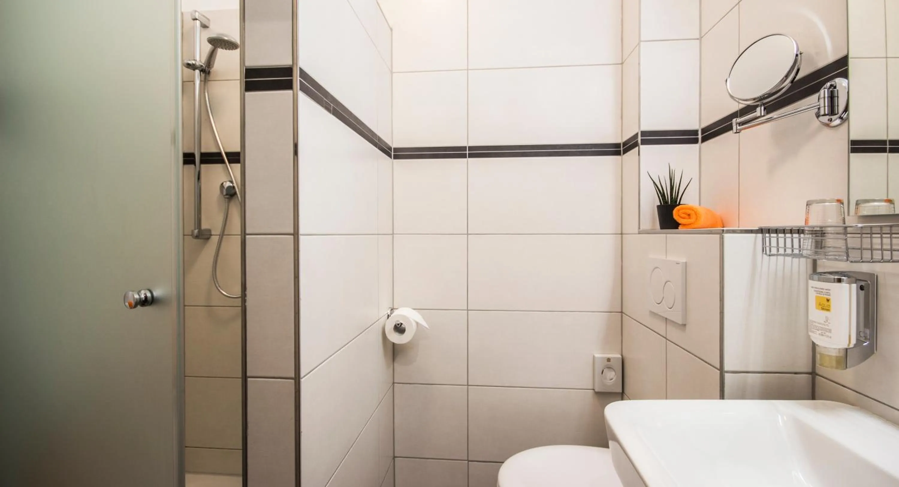 Bathroom in GS Hotel