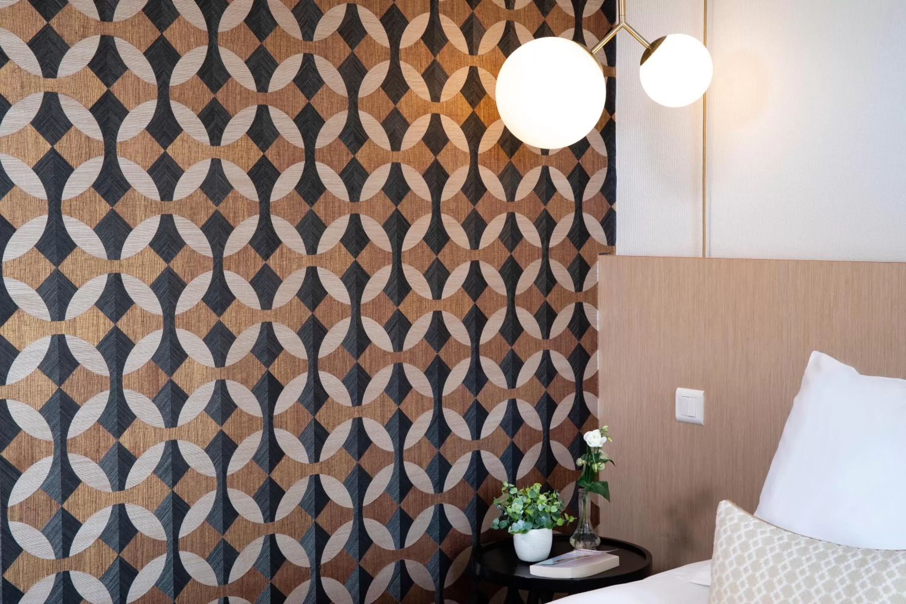 Bedroom, Bed in Best Western Plus Hotel les Rives du Ter