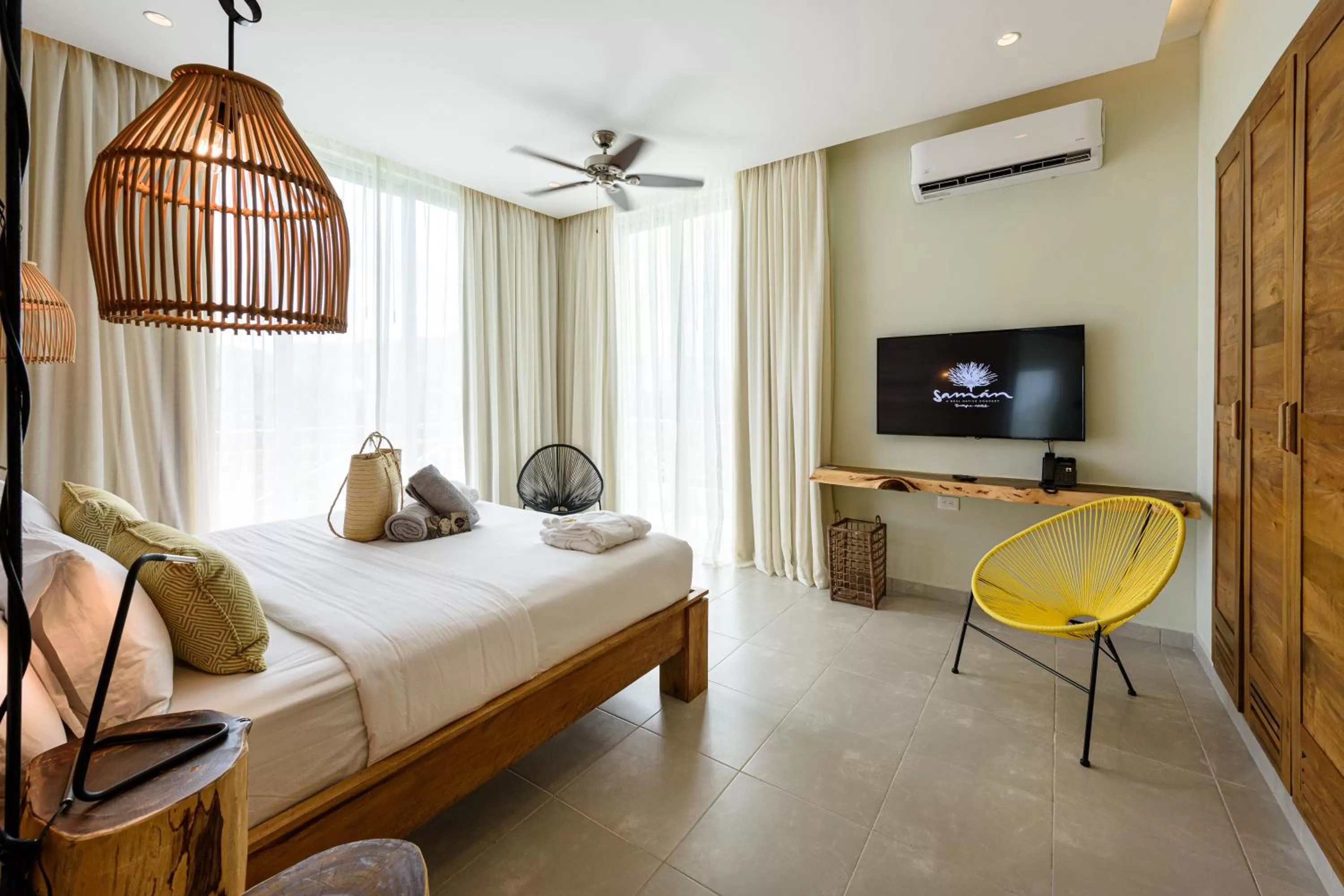 Bed in Saman Boutique Hotel By Mint