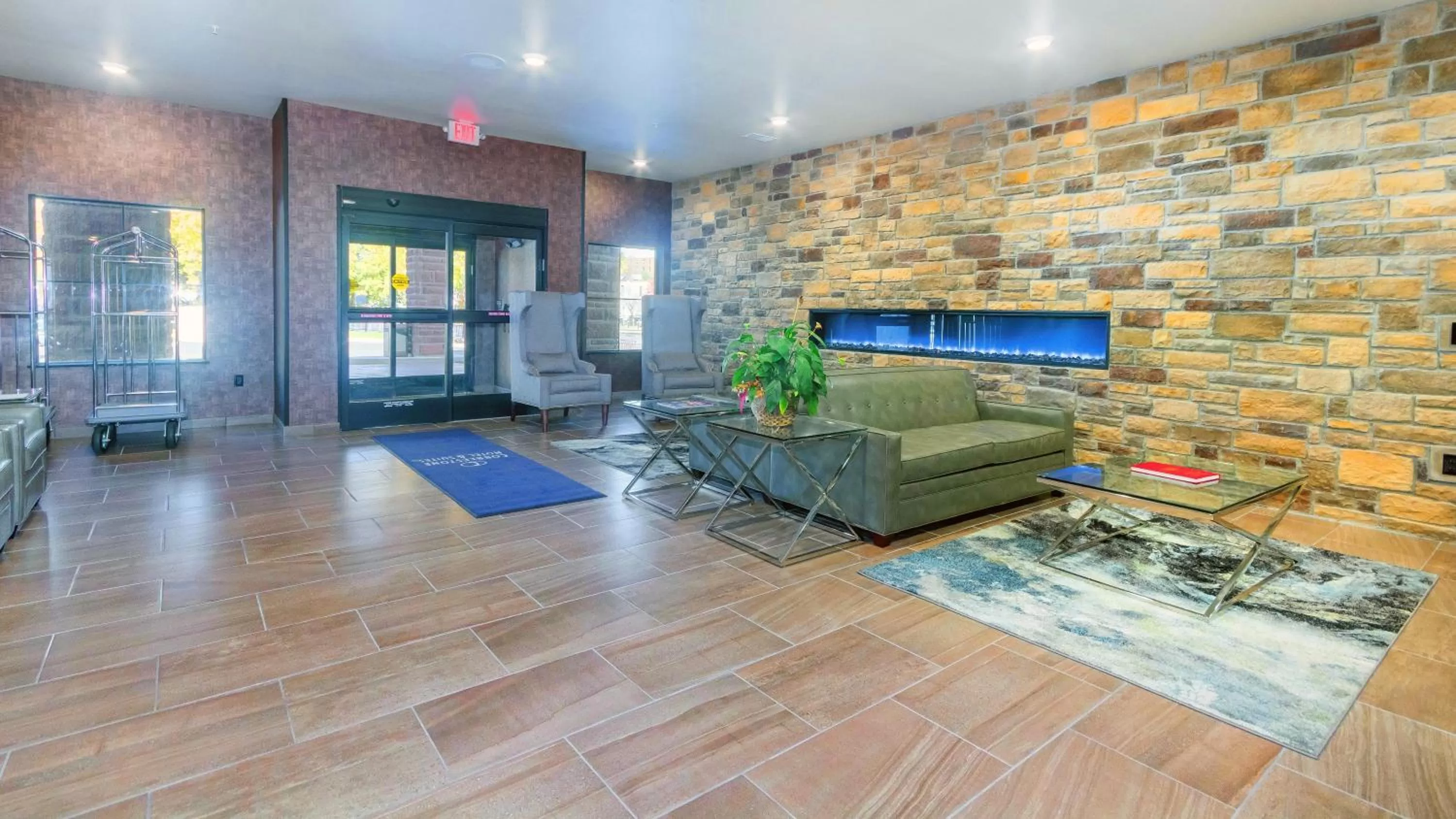 Lobby or reception in Cobblestone Hotel & Suites - Janesville