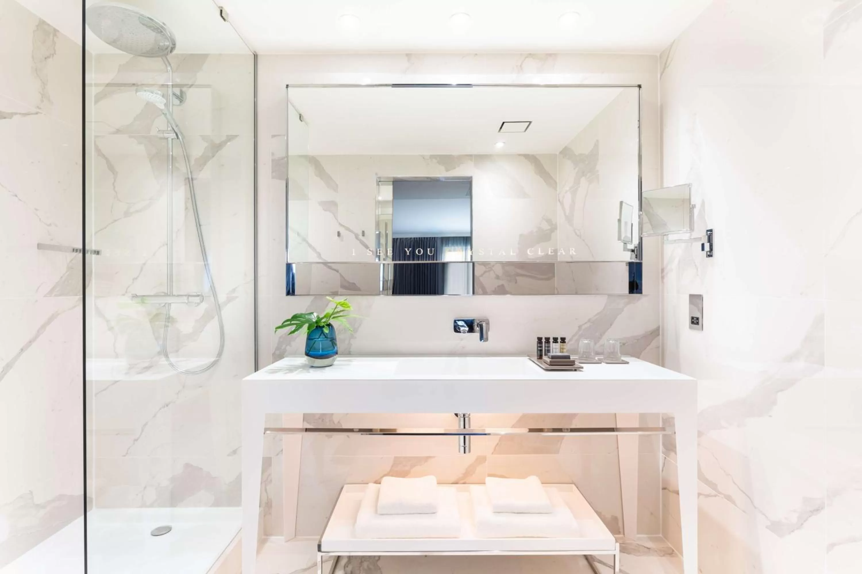 Bathroom in Holmes Hotel London