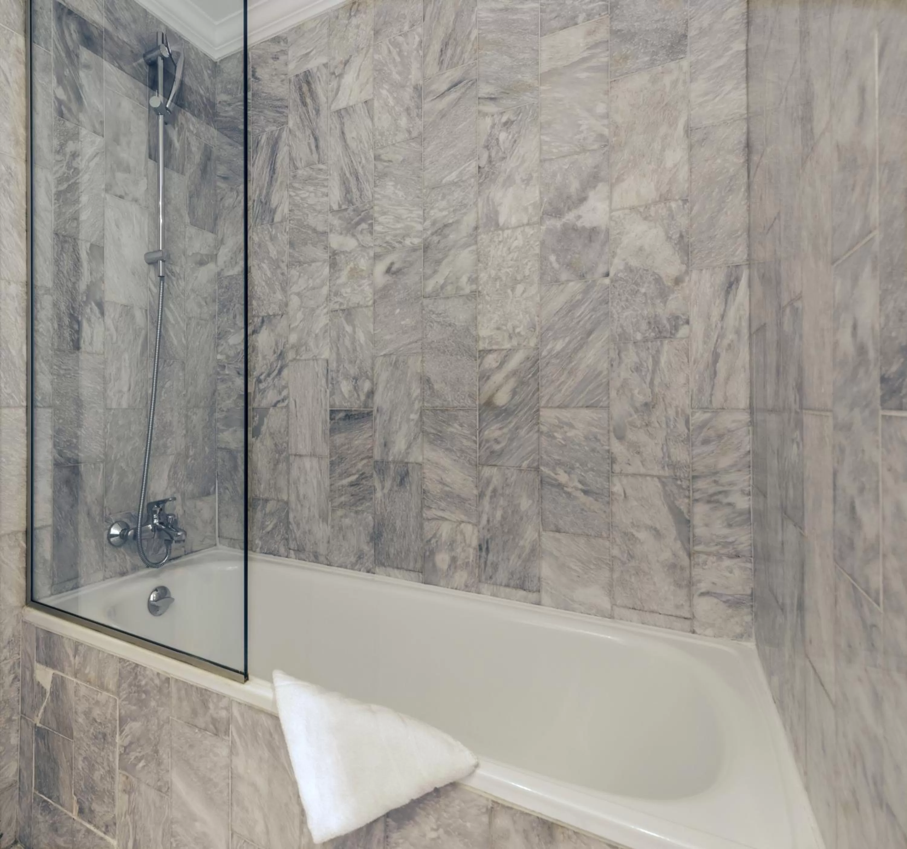 Bathroom in Ambassador-Monaco