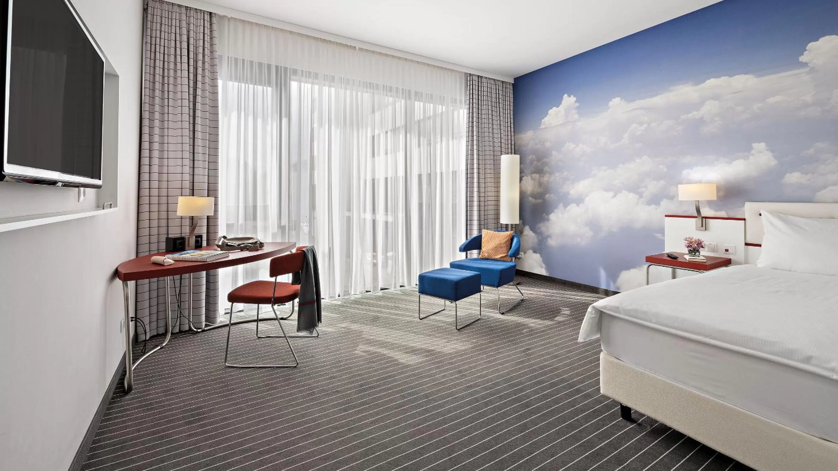 Photo of the whole room, Bed in Styles Hotel Friedrichshafen