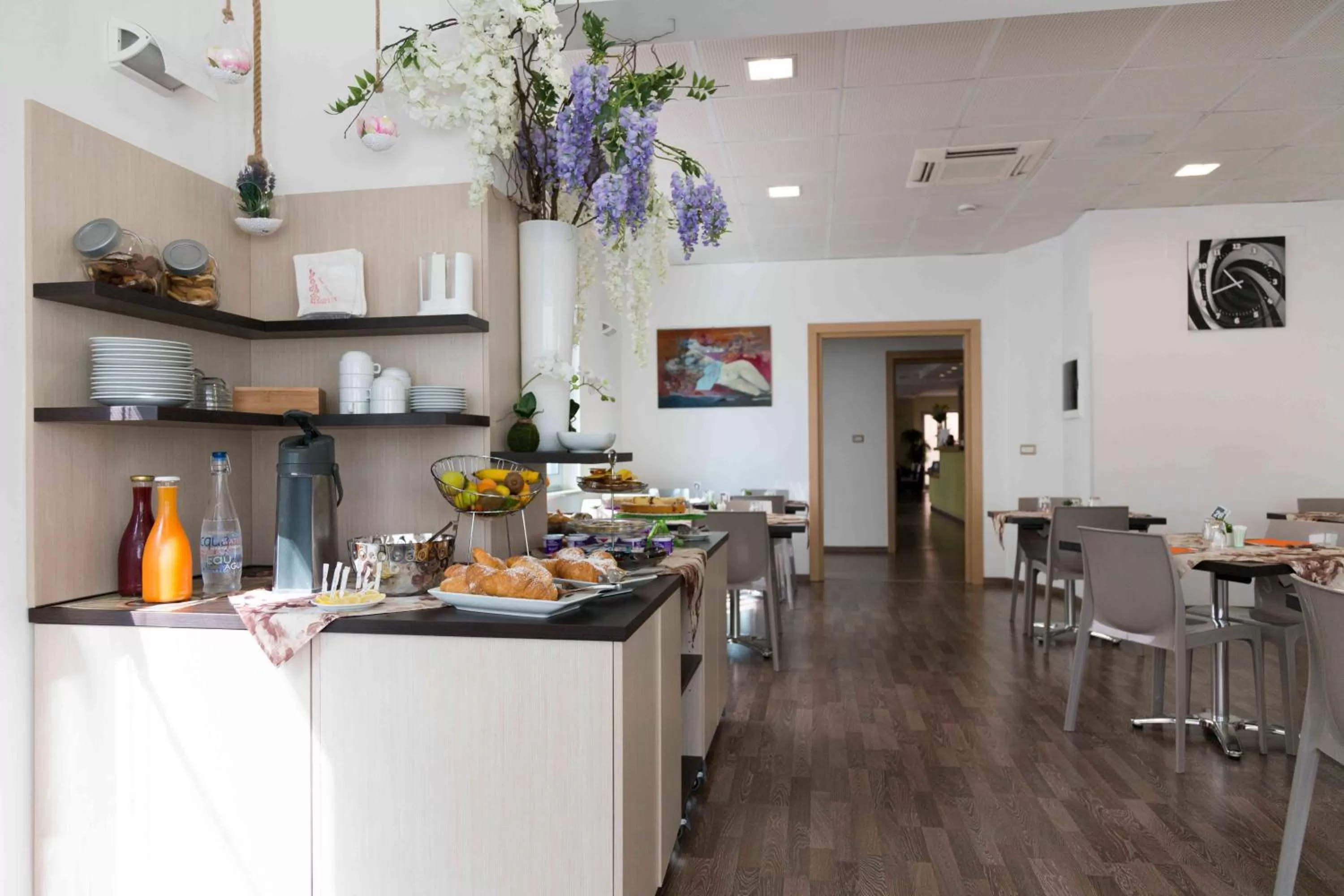 Restaurant/Places to Eat in Hotel Miramare Dipendenza