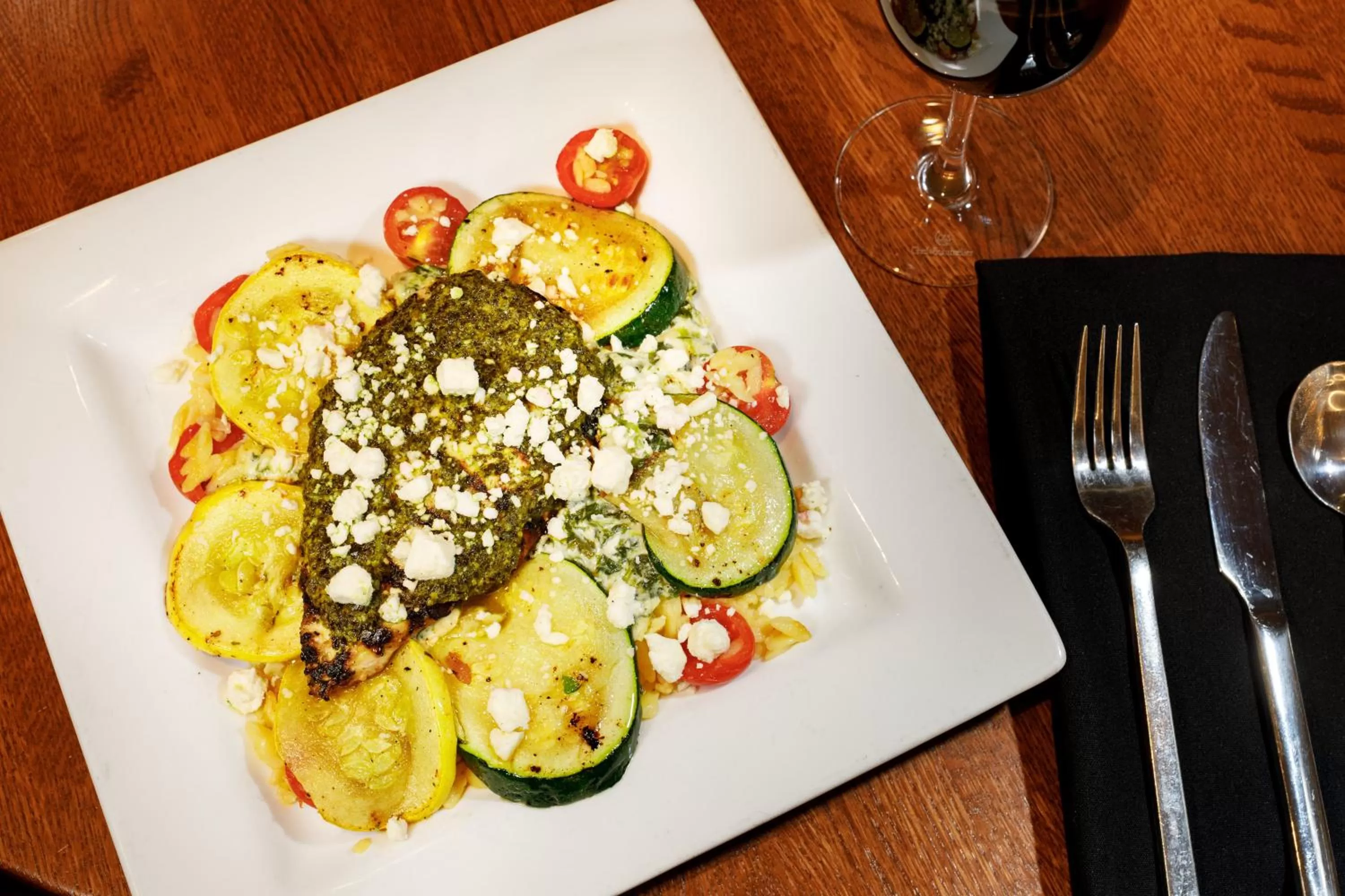 Restaurant/places to eat in Crowne Plaza Memphis Downtown by IHG