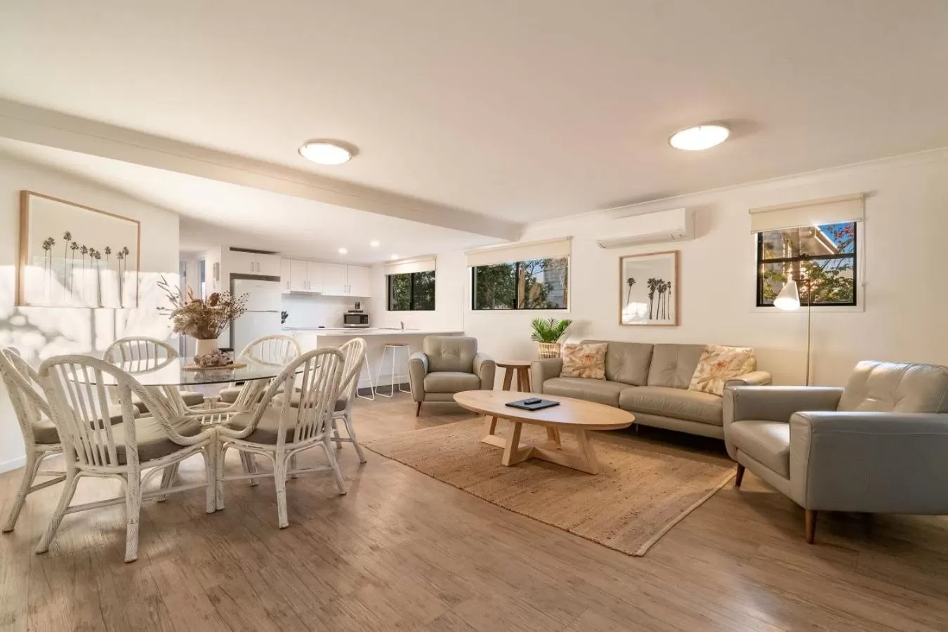 Kitchen or kitchenette in Gosamara Apartments